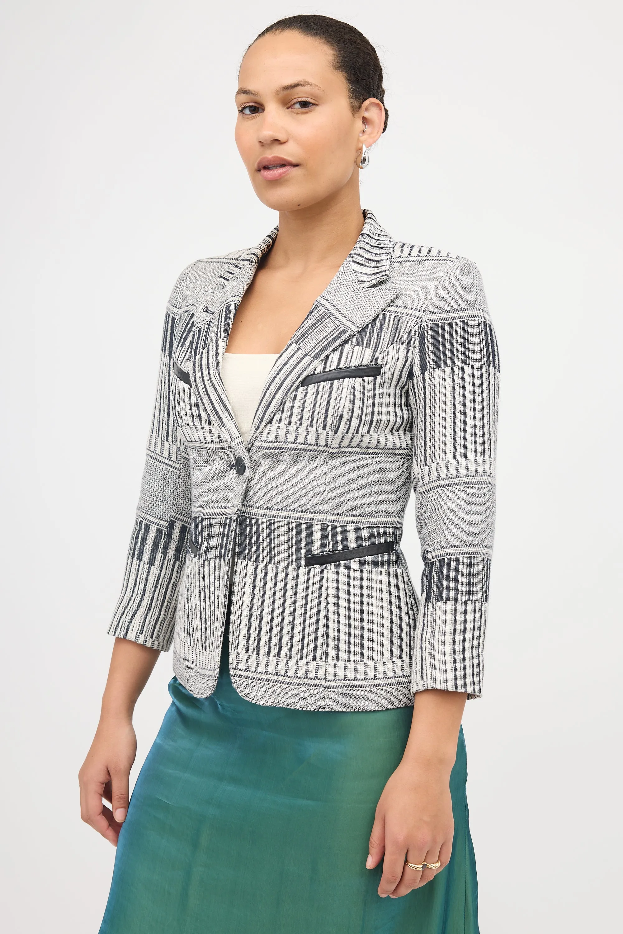 Woven 90's Shrunken Blazer sold by VSP Consignment product image thumbnail 3