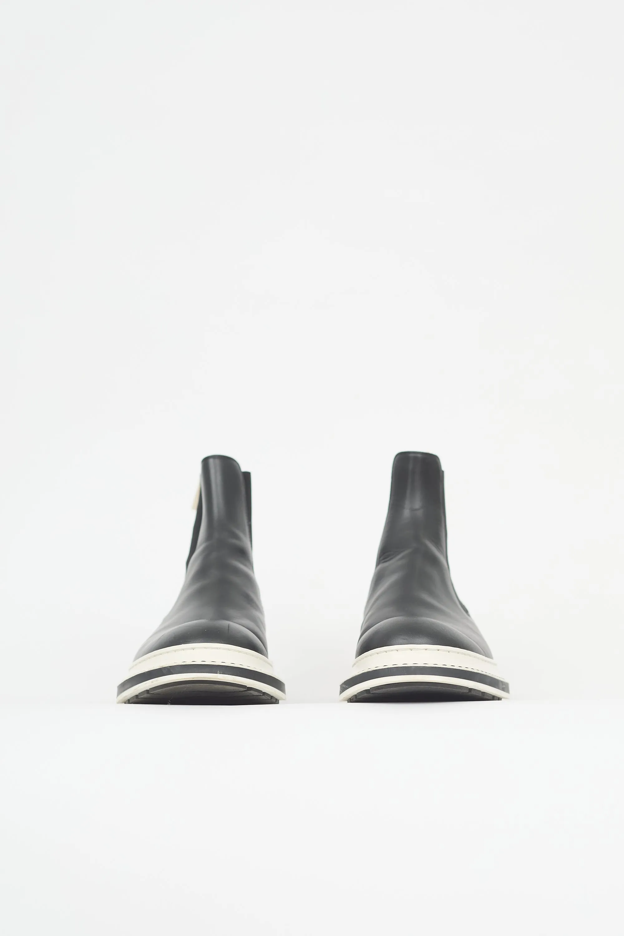 Leather Chelsea Boot sold by VSP Consignment product image thumbnail 3