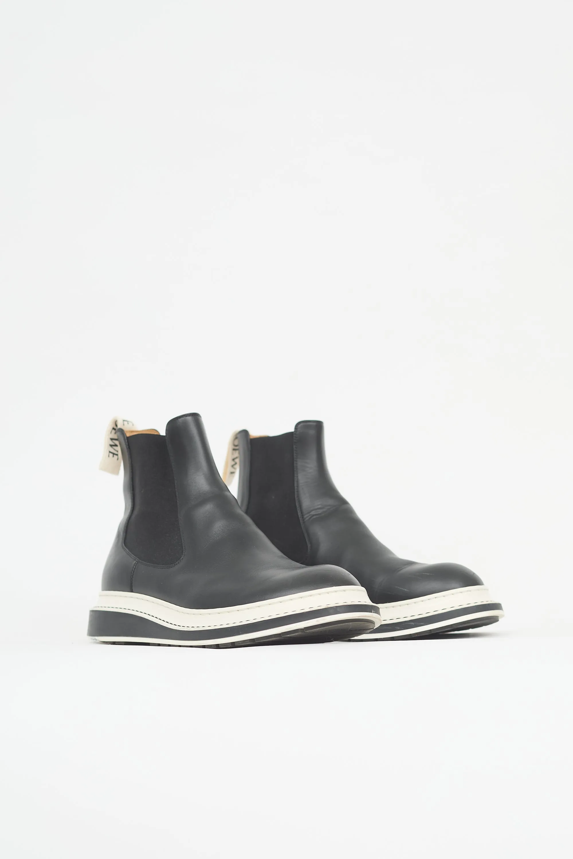Leather Chelsea Boot sold by VSP Consignment product image thumbnail 2