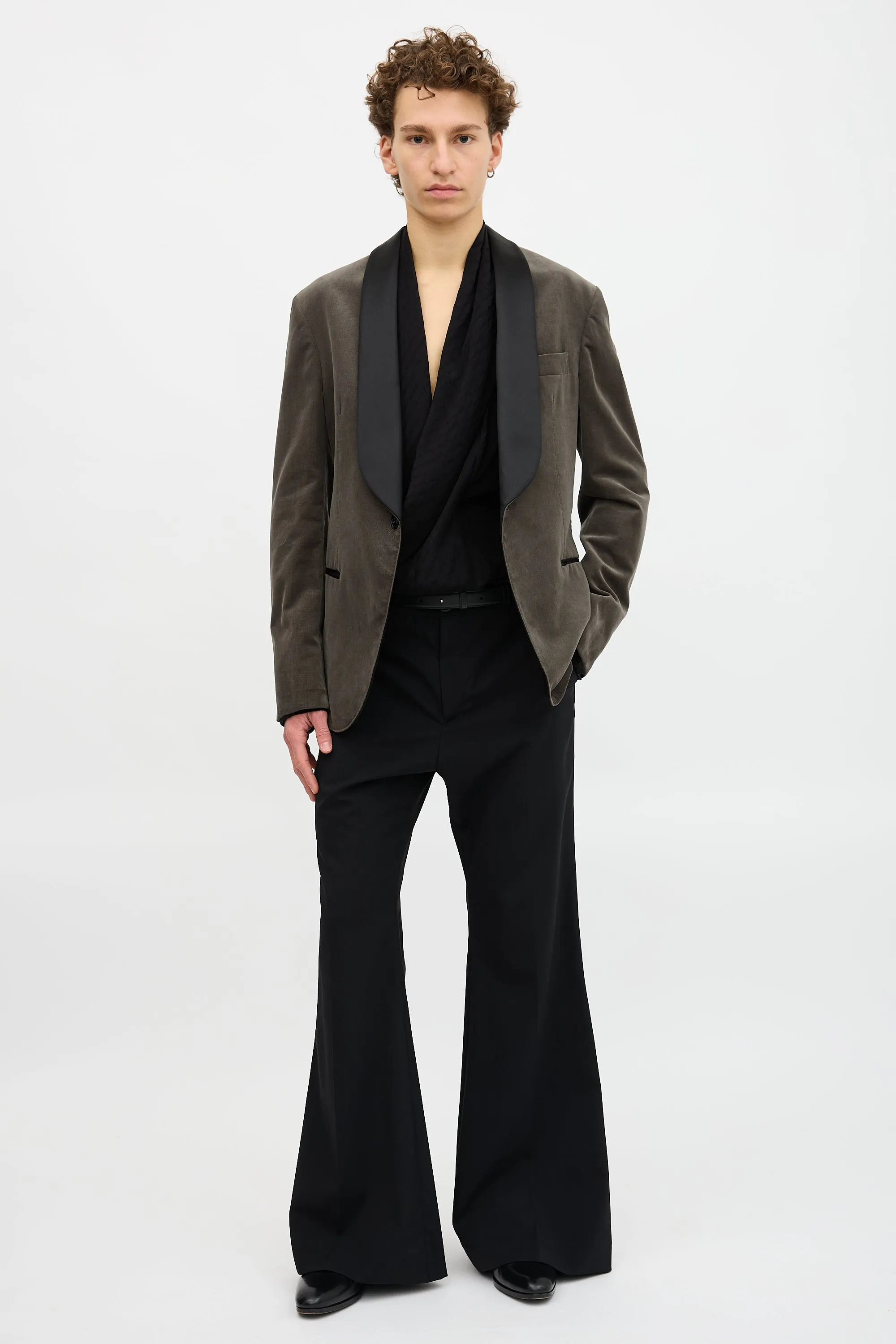 Velvet Tuxedo Blazer sold by VSP Consignment product image thumbnail 2