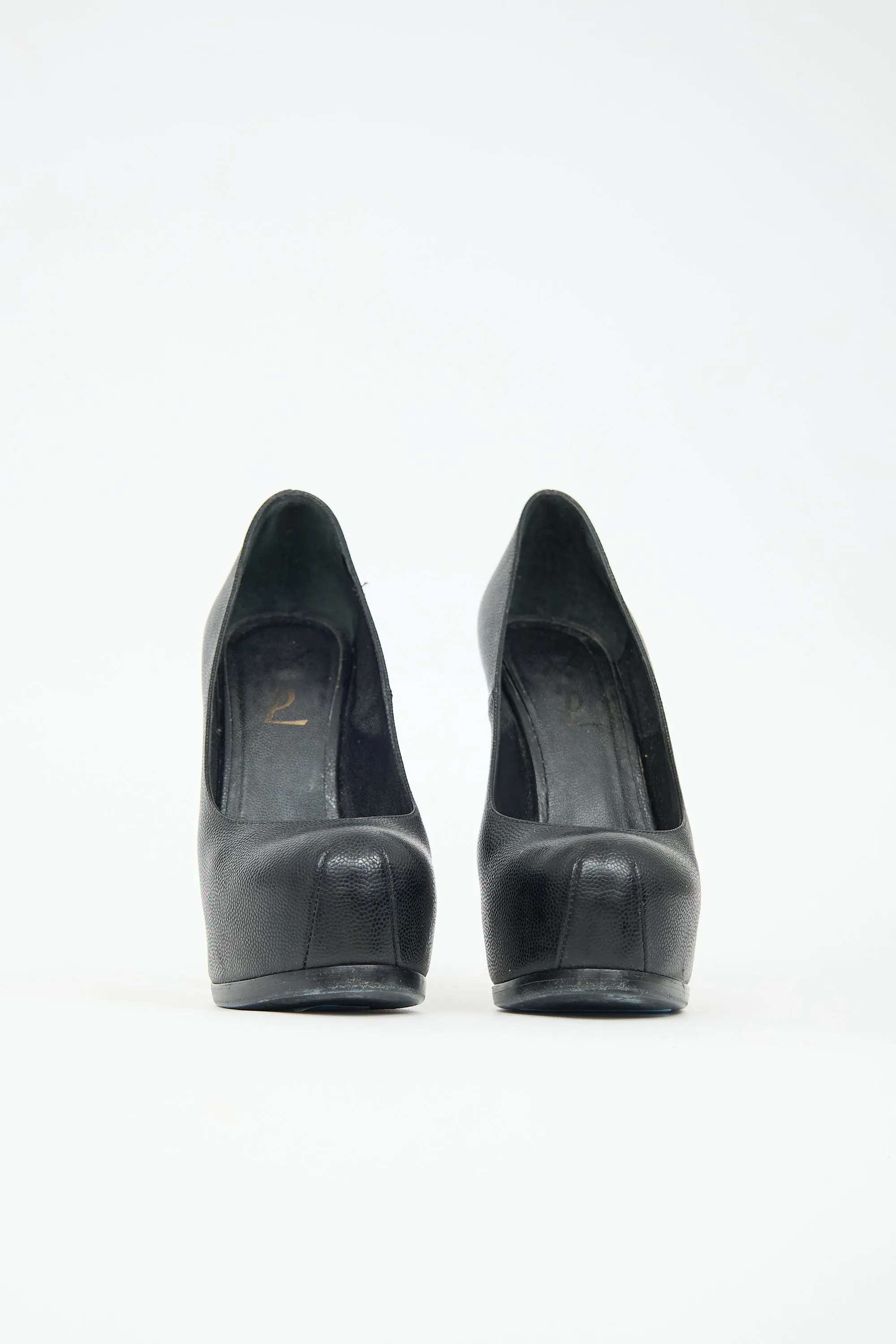 Leather Tribtoo Pump sold by VSP Consignment product image thumbnail 3