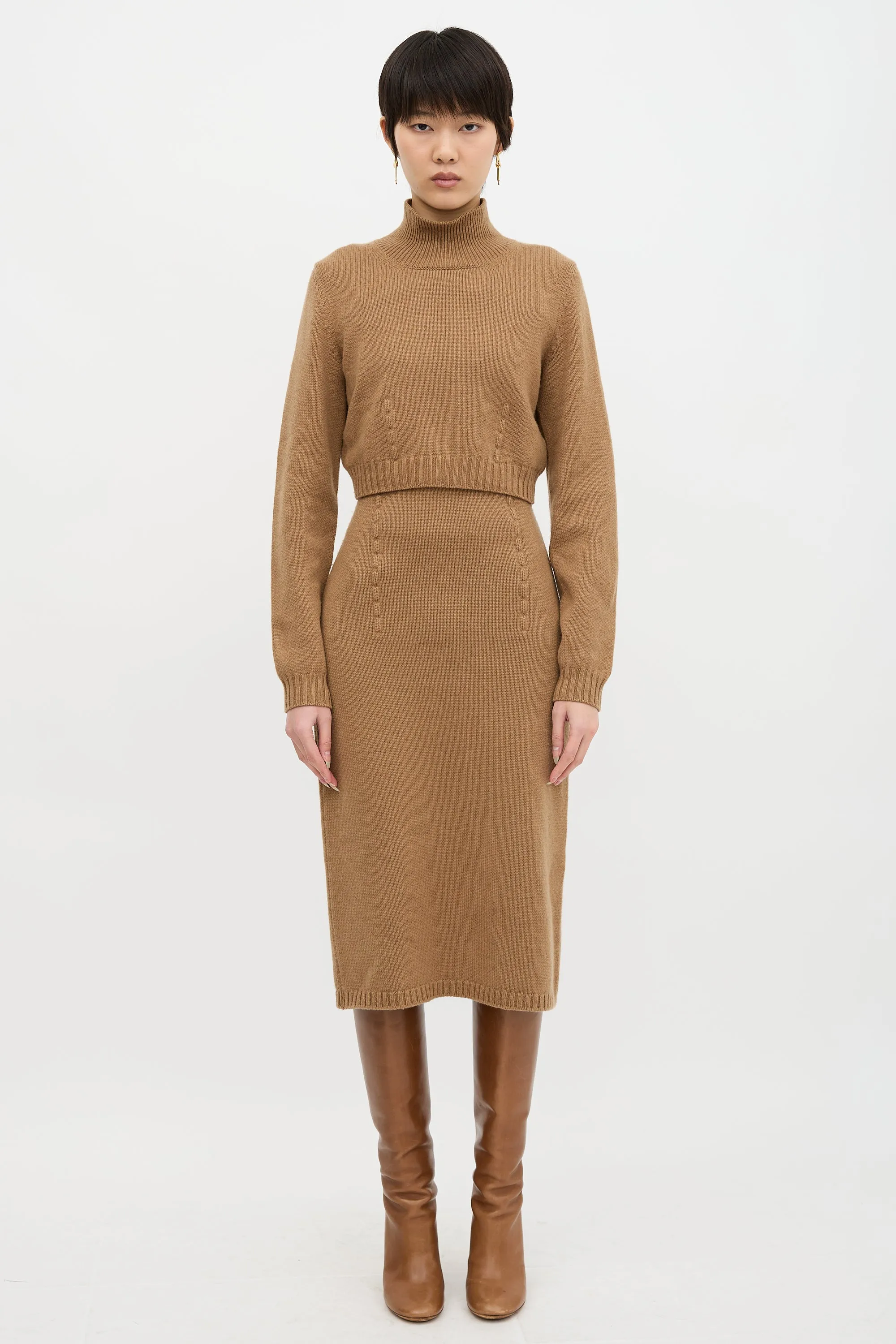 Cashmere Cropped Sweater sold by VSP Consignment product image thumbnail 3