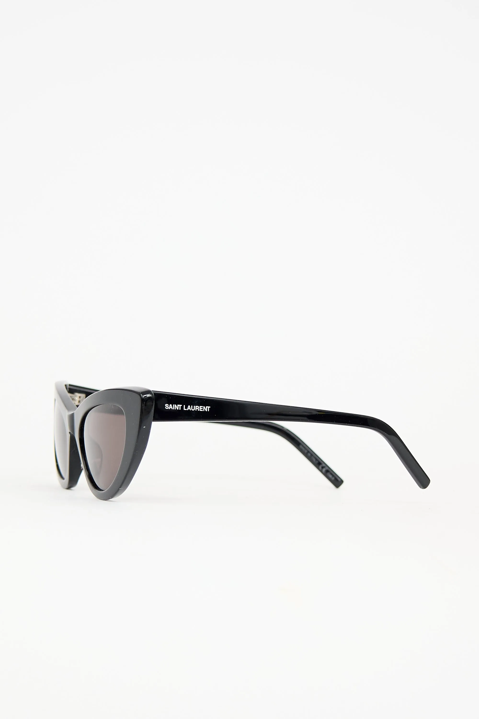 SL212 Lily Tapered Sunglasses sold by VSP Consignment product image thumbnail 2