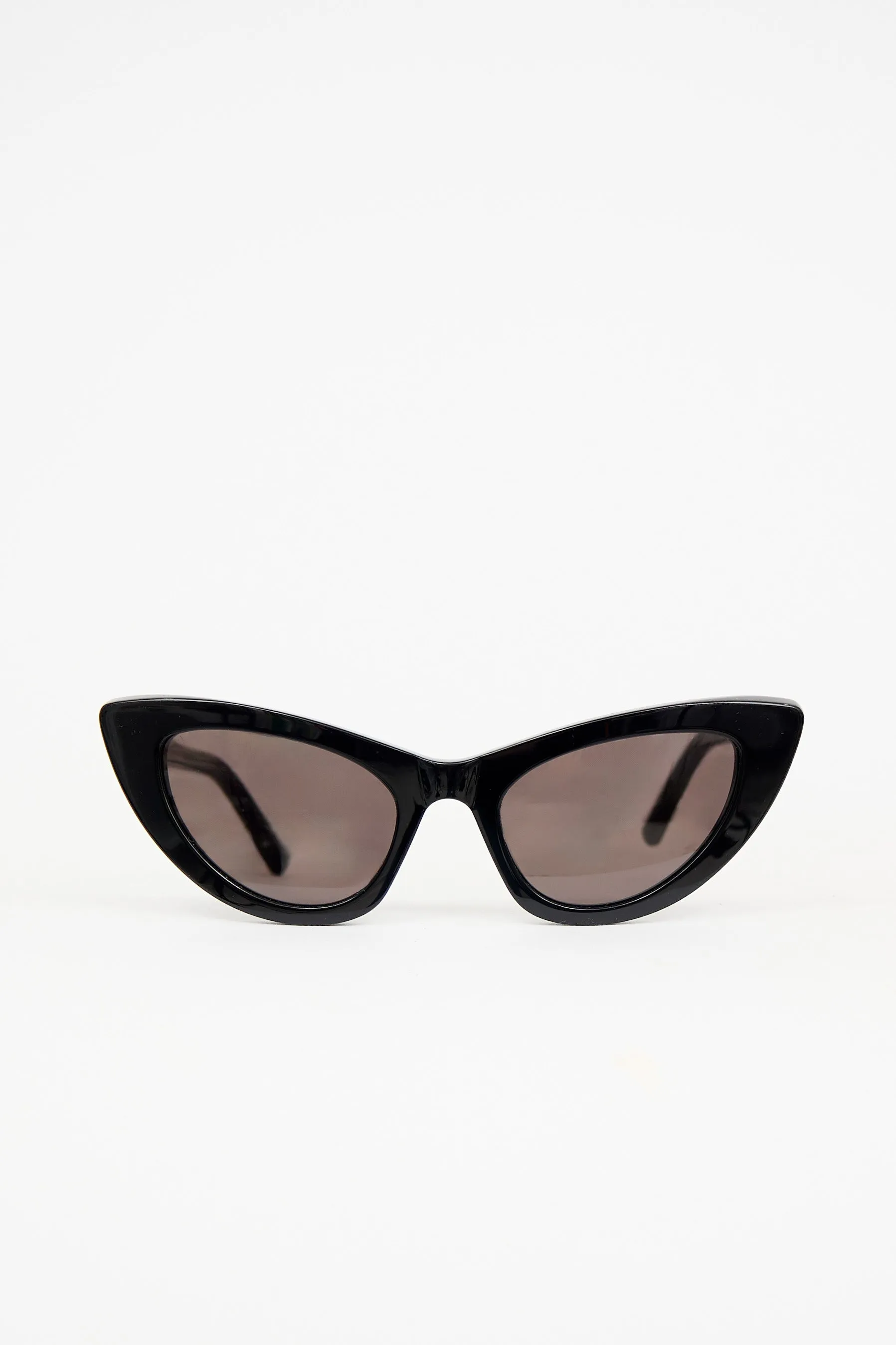SL212 Lily Tapered Sunglasses sold by VSP Consignment
