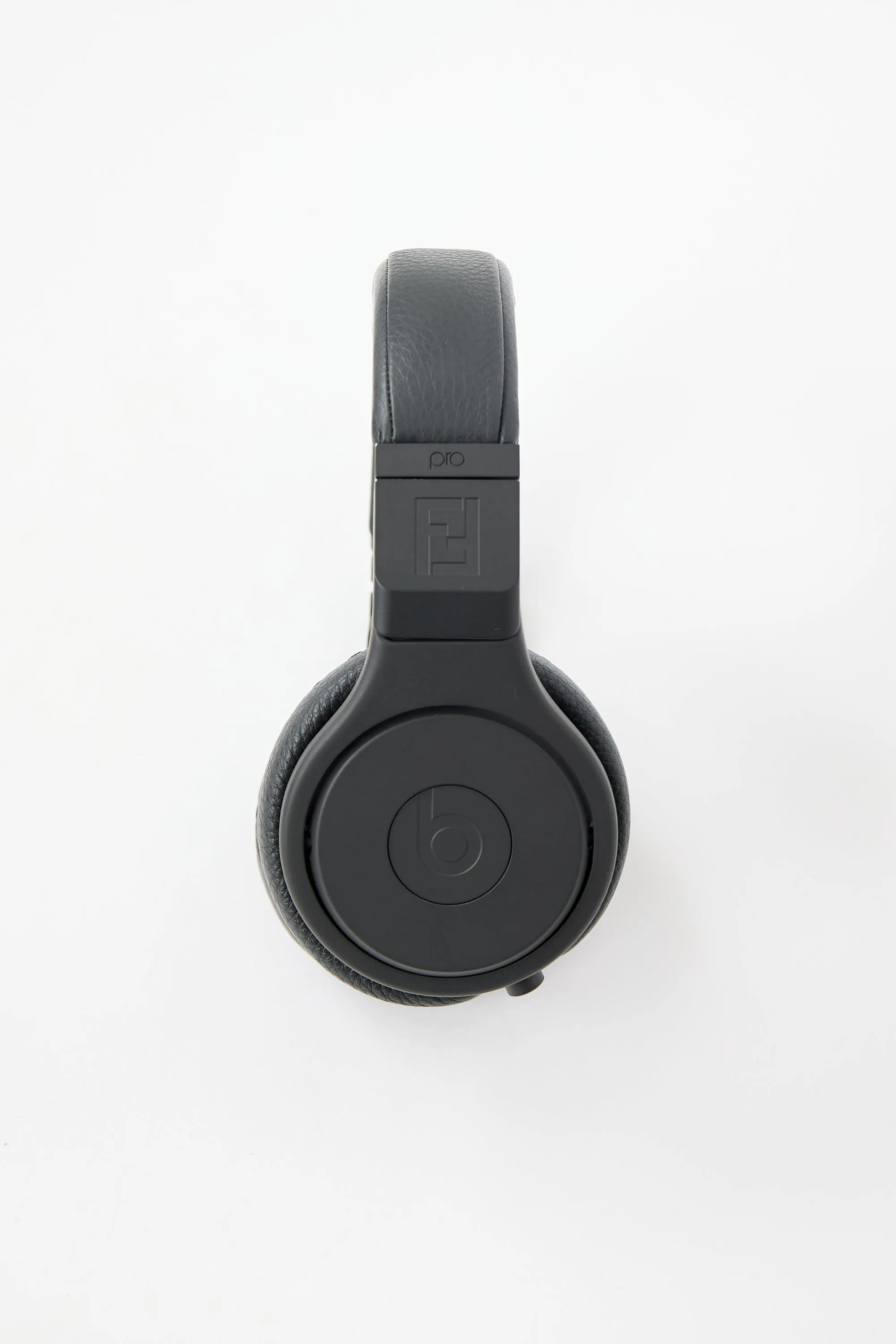 X Beats By Dr. Dre 2015 Selleria Headphones sold by VSP Consignment product image thumbnail 2