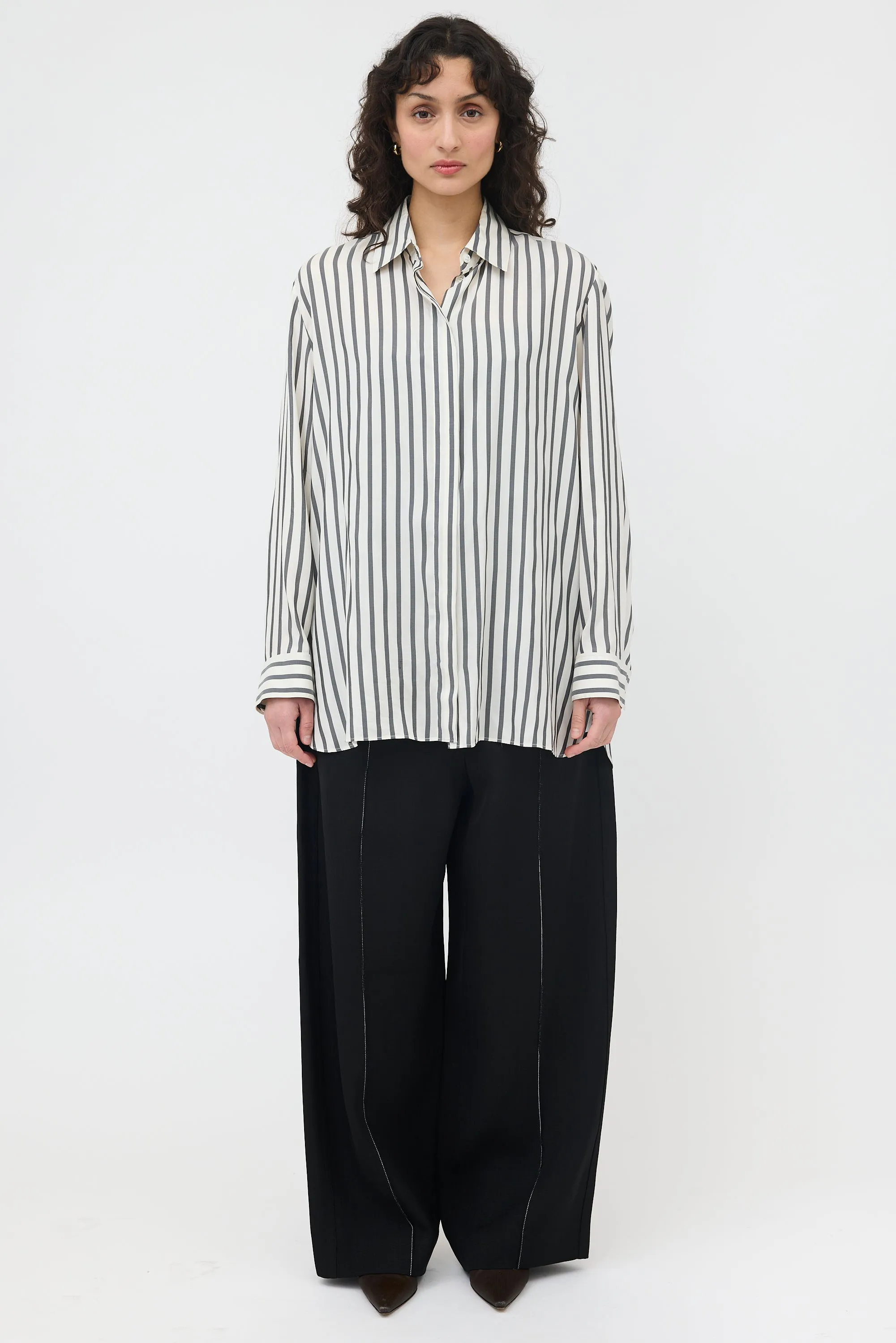Silk Striped Big Sisea Shirt sold by VSP Consignment product image thumbnail 2