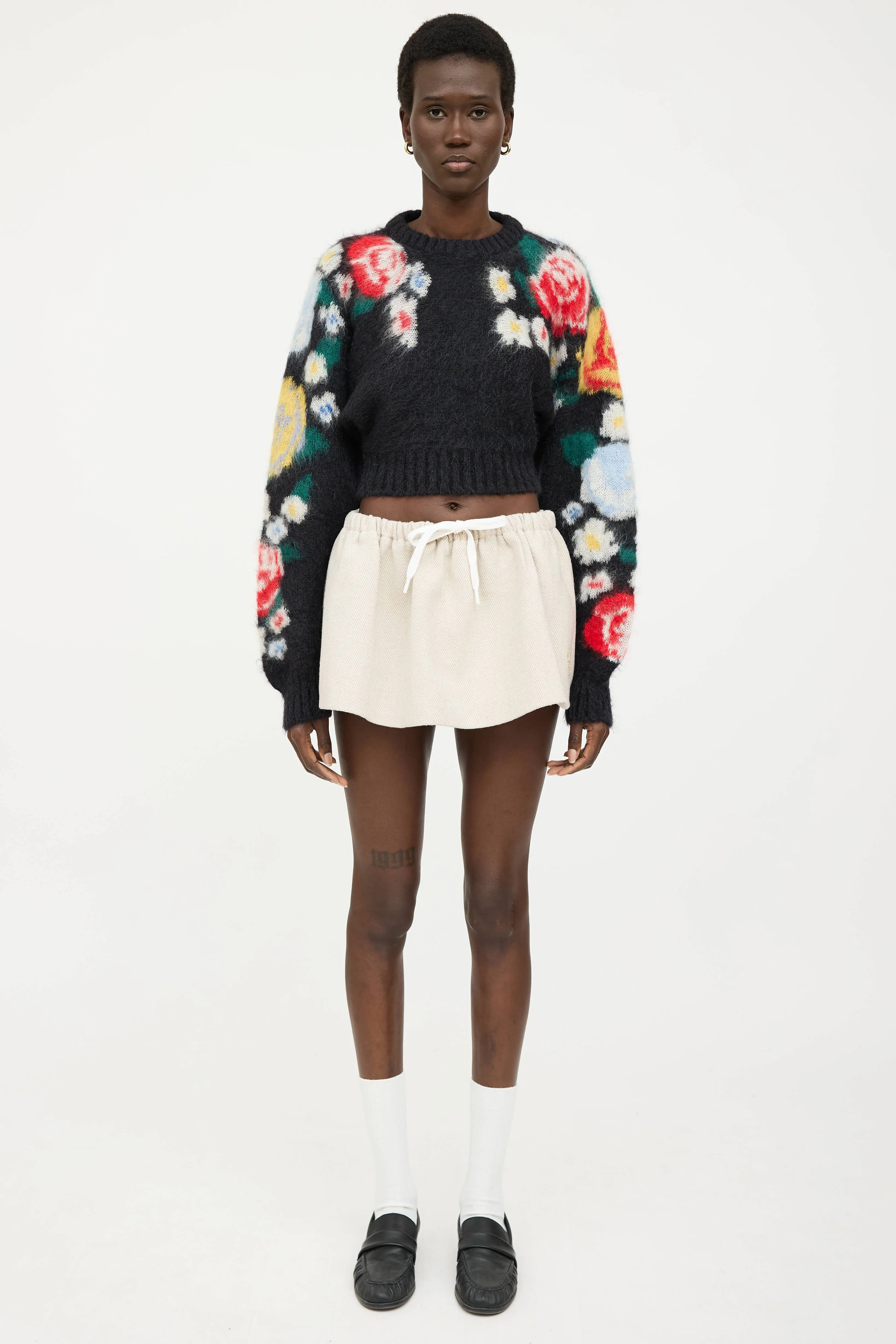 Floral Cropped Sweater sold by VSP Consignment product image thumbnail 4