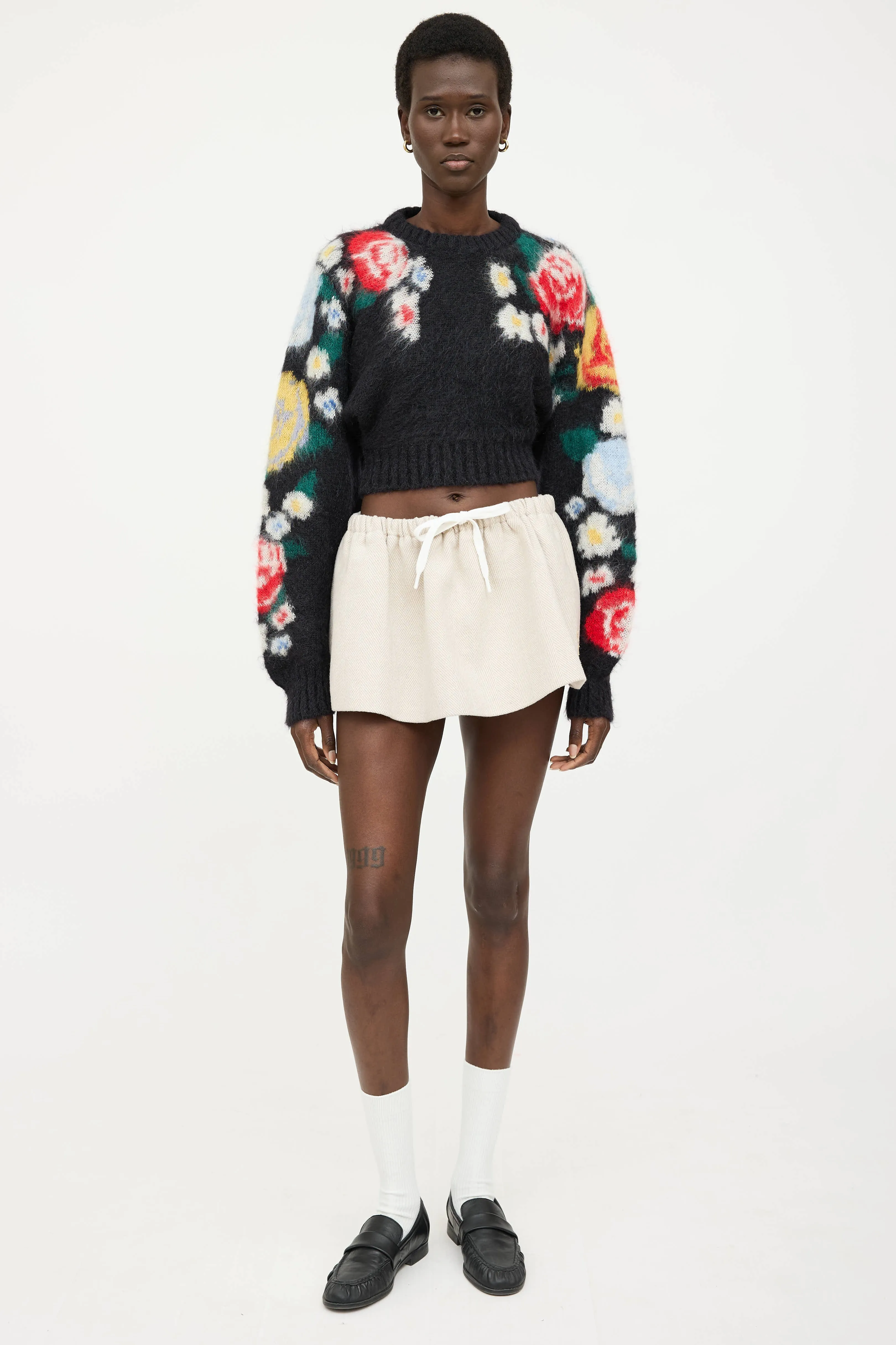 Floral Cropped Sweater sold by VSP Consignment product image thumbnail 5