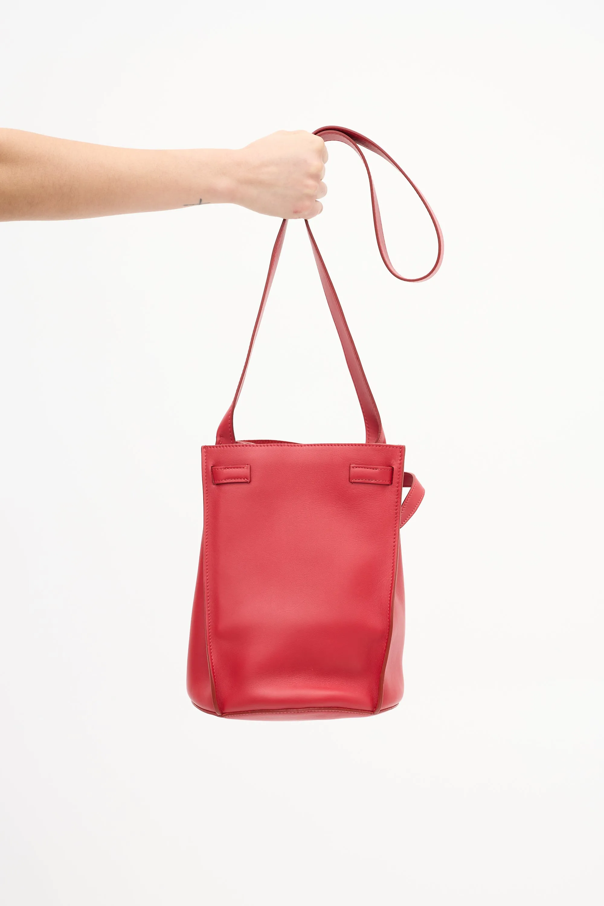 2017 Leather Big Bucket Bag sold by VSP Consignment product image thumbnail 3
