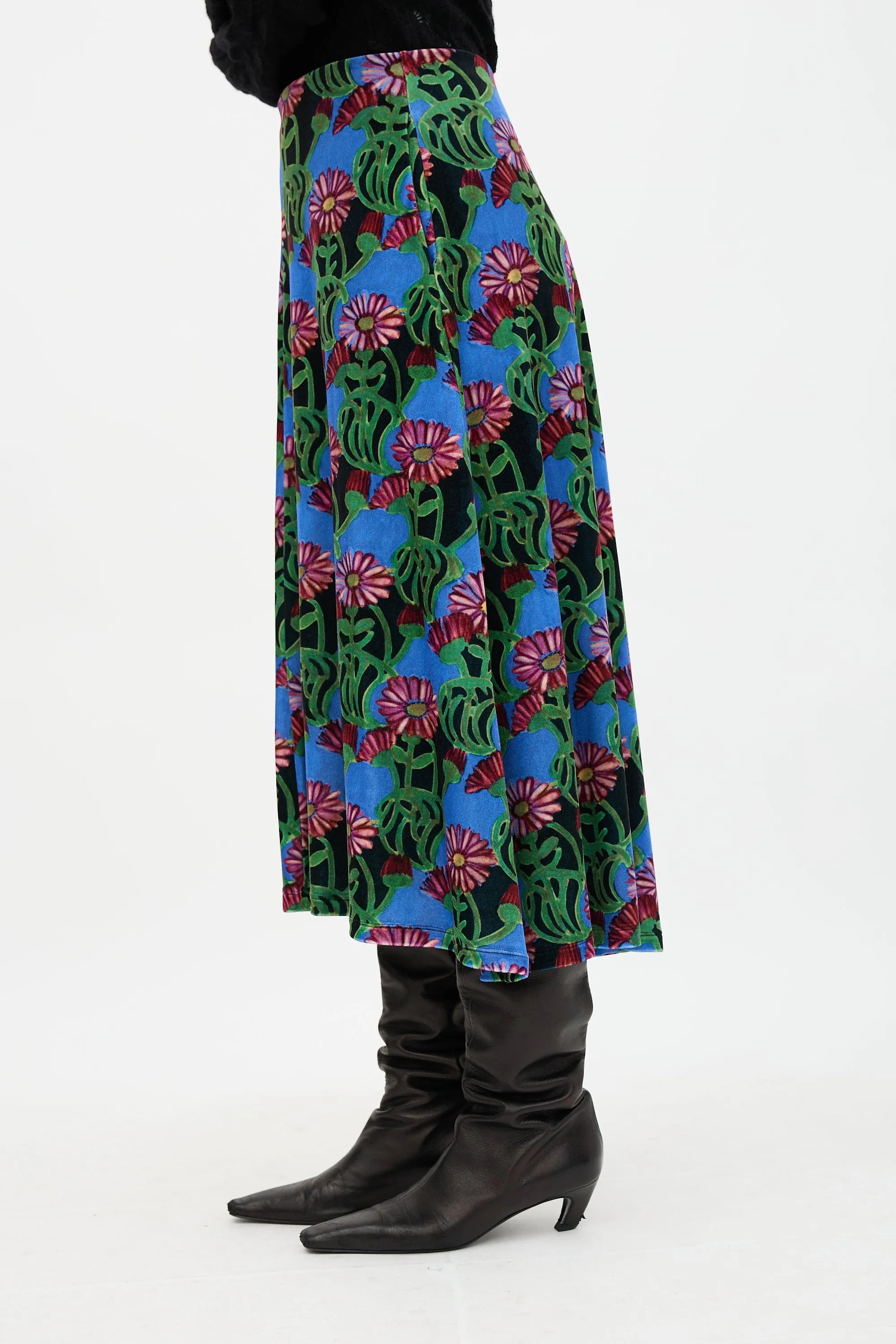 Velvet Floral Kenny Skirt sold by VSP Consignment product image thumbnail 3