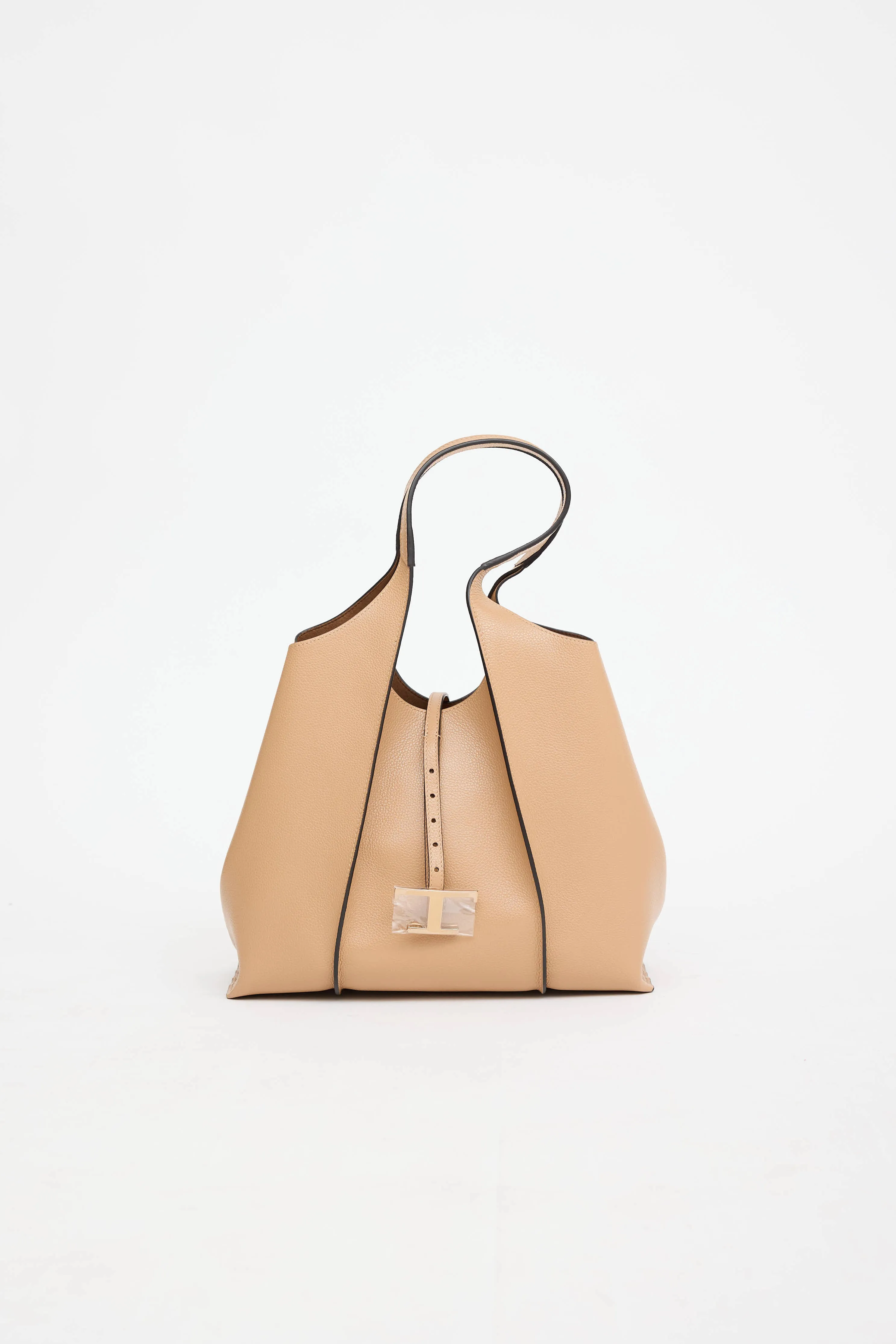 Leather T Timeless Shopping Bag sold by VSP Consignment product image thumbnail 4