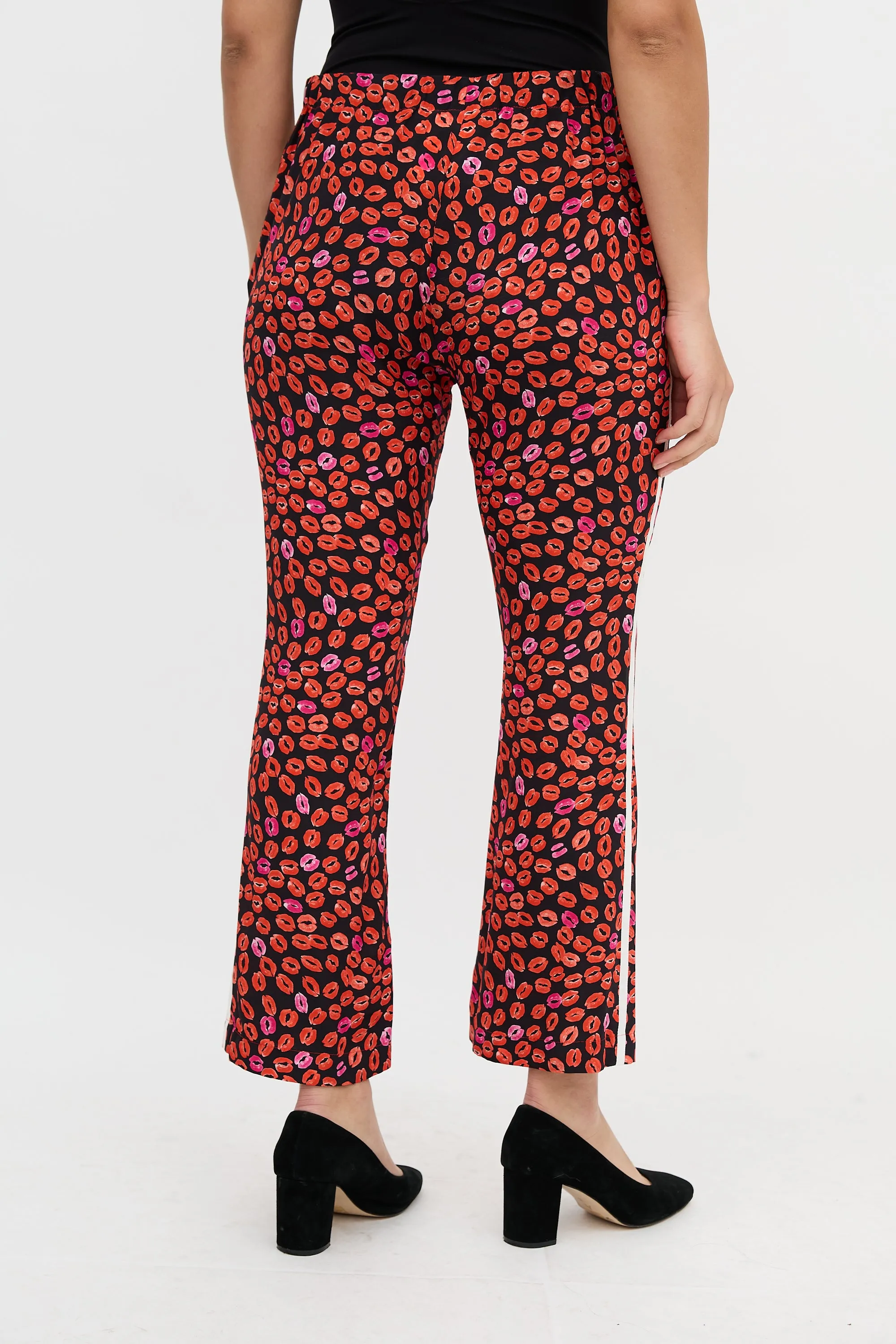 Silk Lip Print Pant sold by VSP Consignment product image thumbnail 4