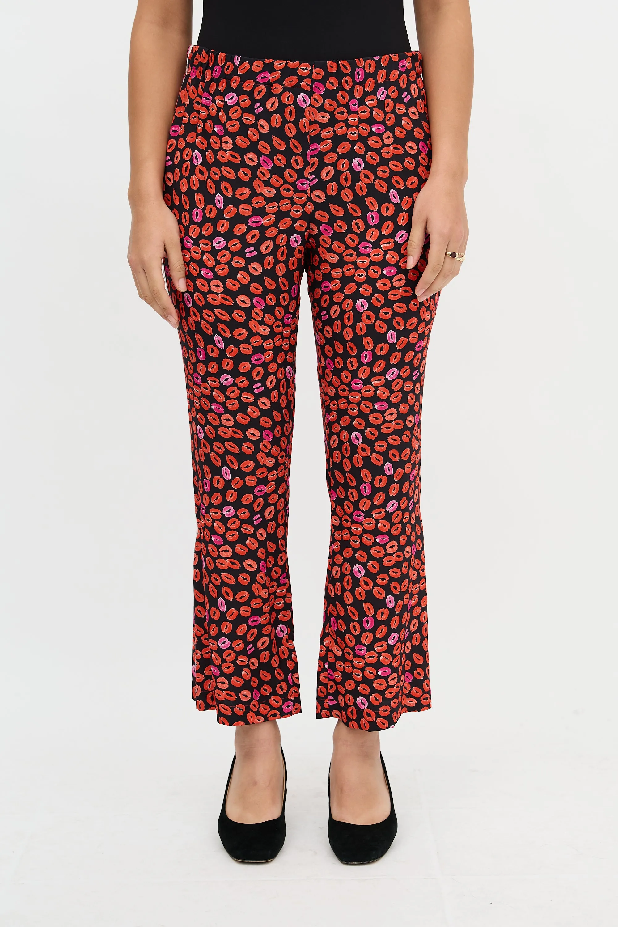 Silk Lip Print Pant sold by VSP Consignment