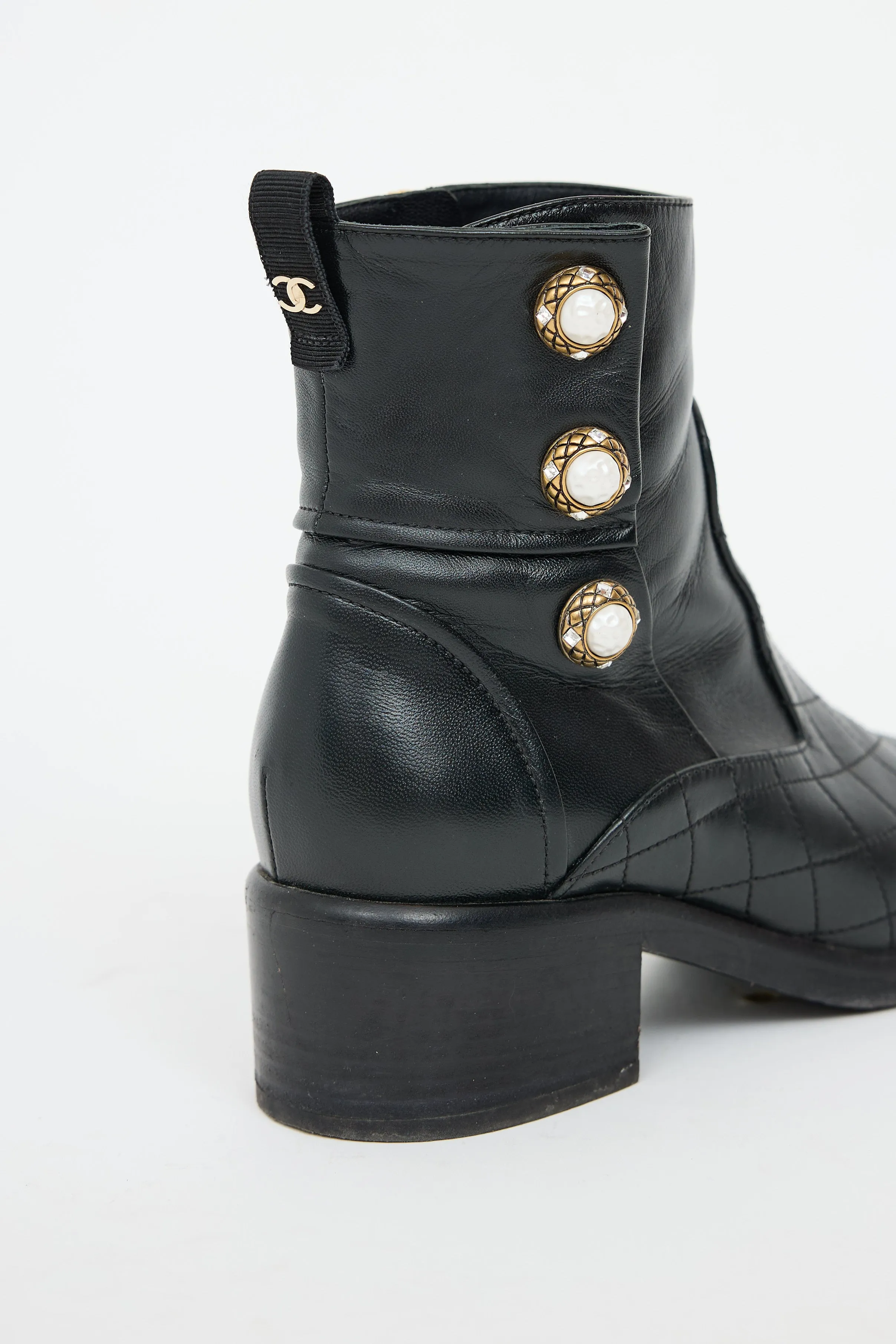 Quilted Lambskin Pearl Boot sold by VSP Consignment product image thumbnail 5