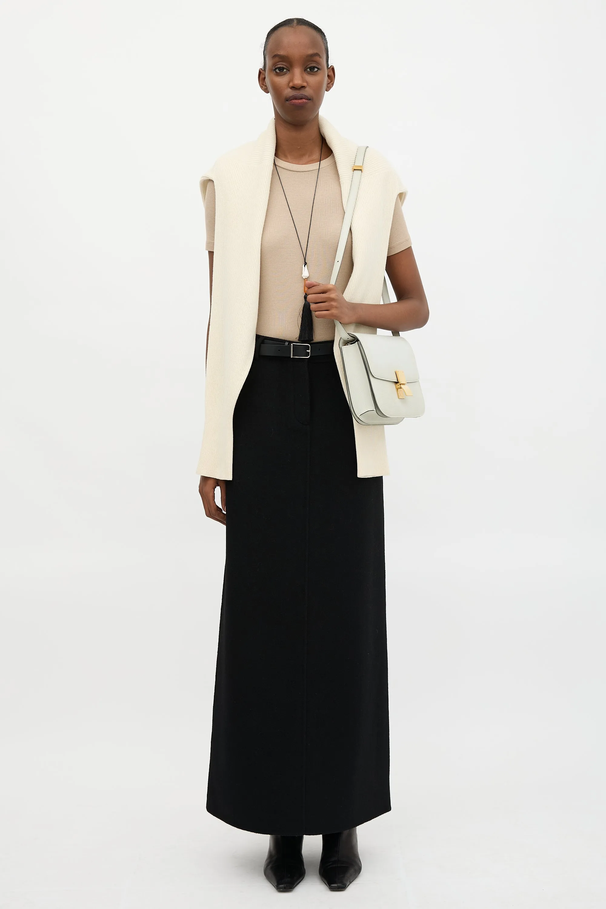 2016 Leather Medium Box Bag sold by VSP Consignment product image thumbnail 3