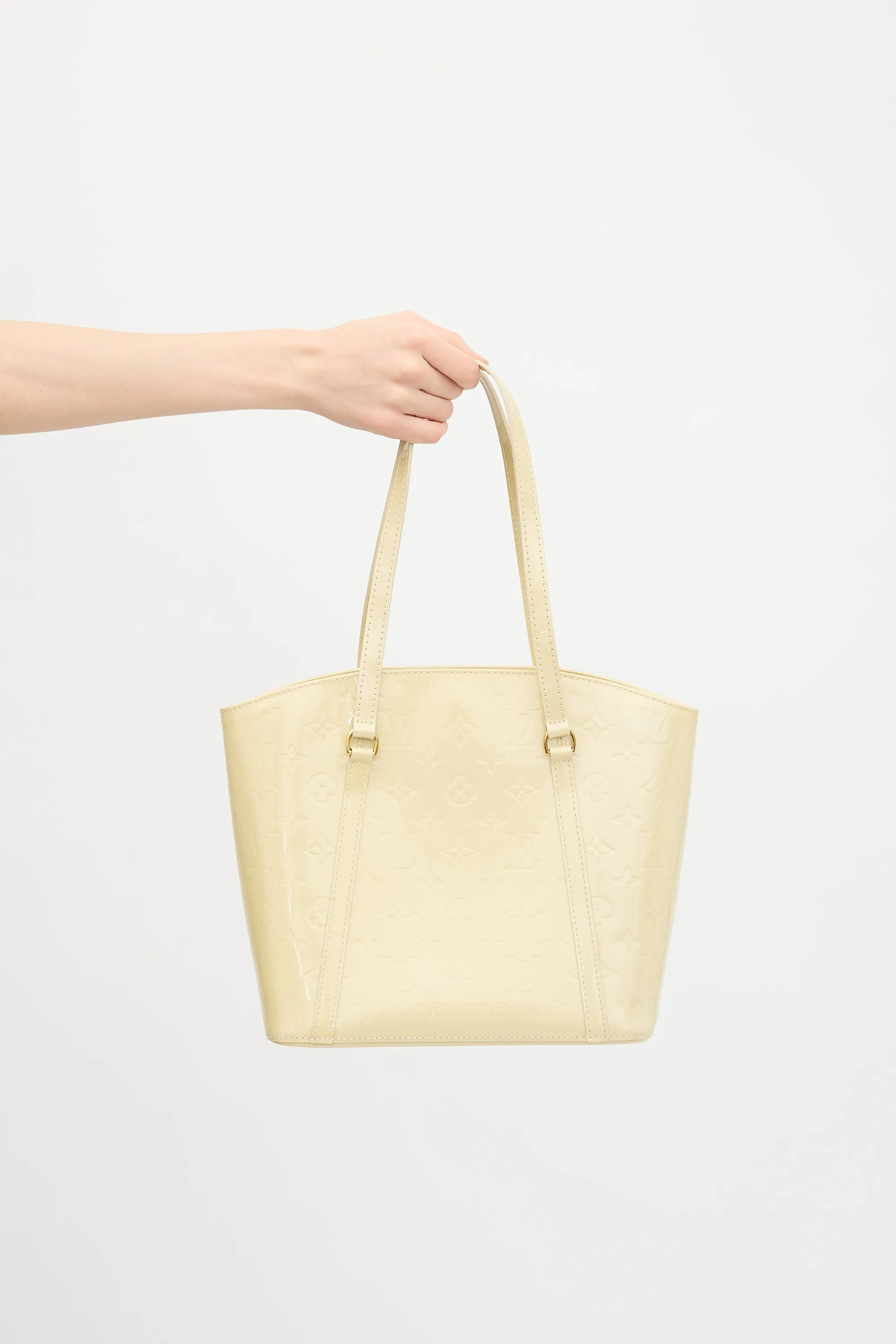 2012 Vernis Avalon Bag sold by VSP Consignment product image thumbnail 3