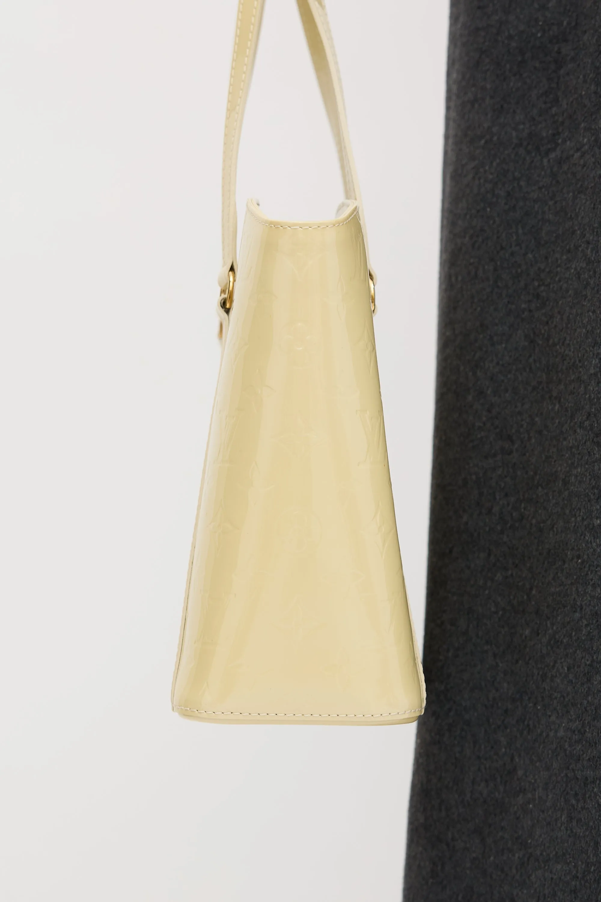 2012 Vernis Avalon Bag sold by VSP Consignment product image thumbnail 5