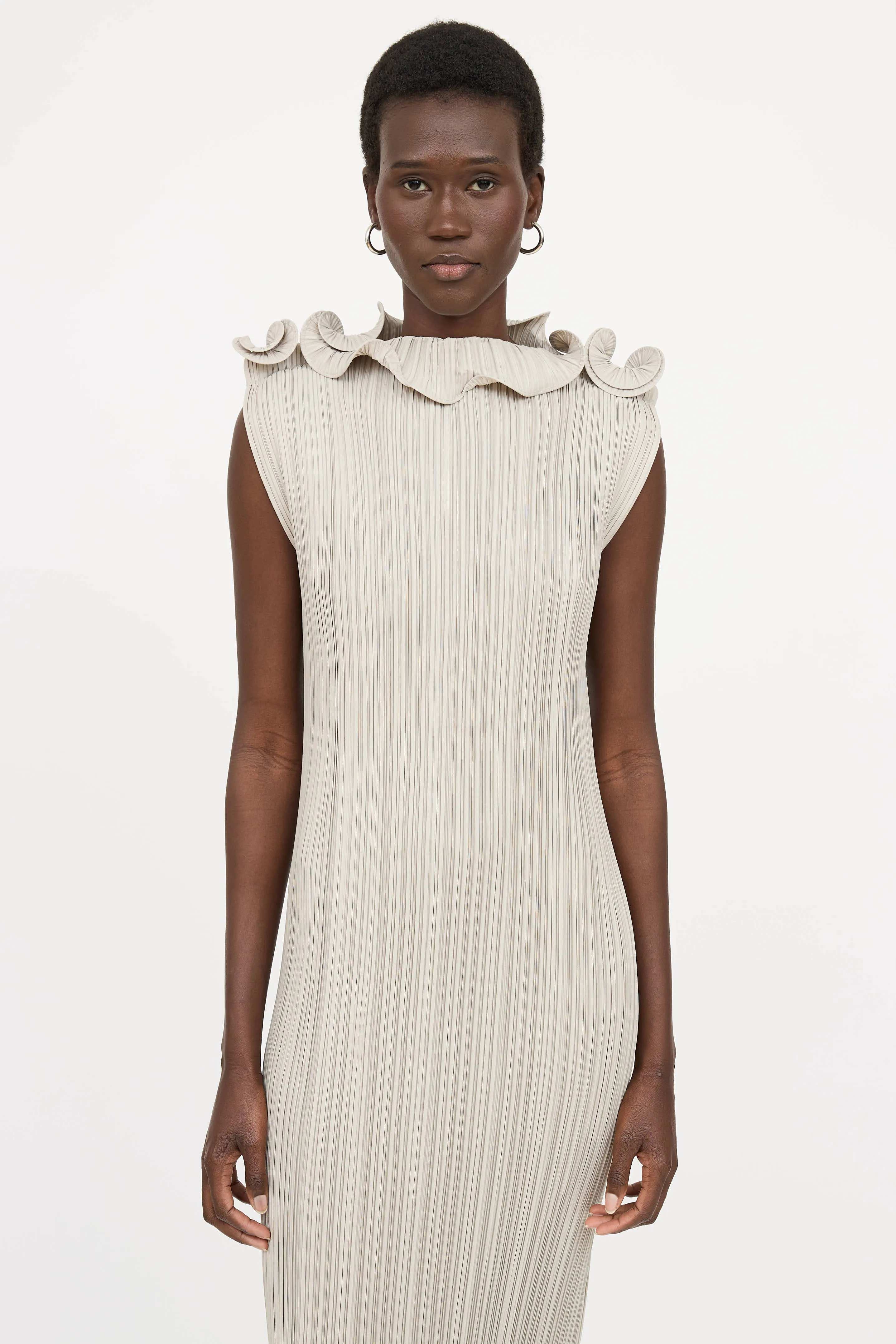 Mazarron Ruffle Pleated Dress sold by VSP Consignment product image thumbnail 3