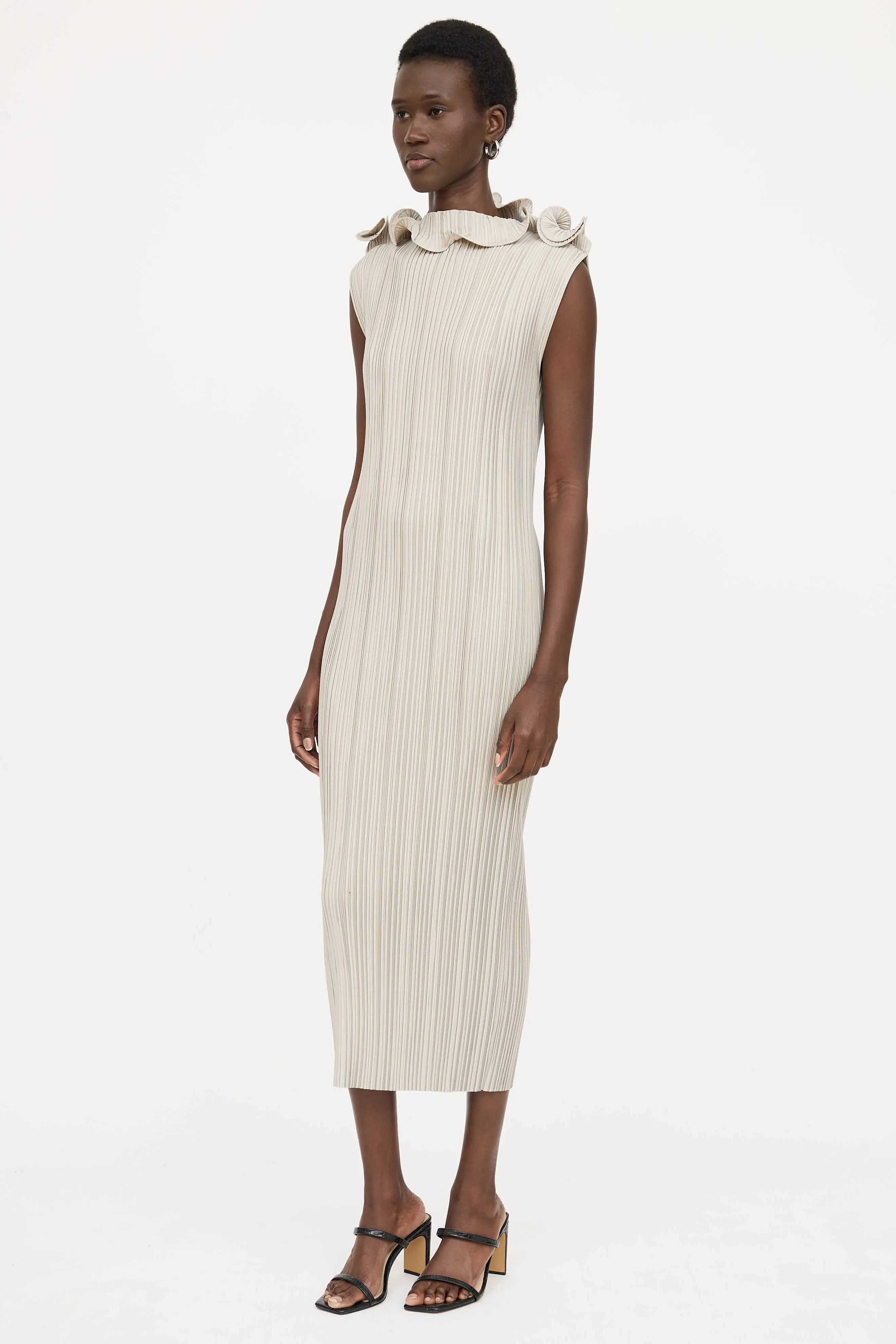 Mazarron Ruffle Pleated Dress sold by VSP Consignment product image thumbnail 4