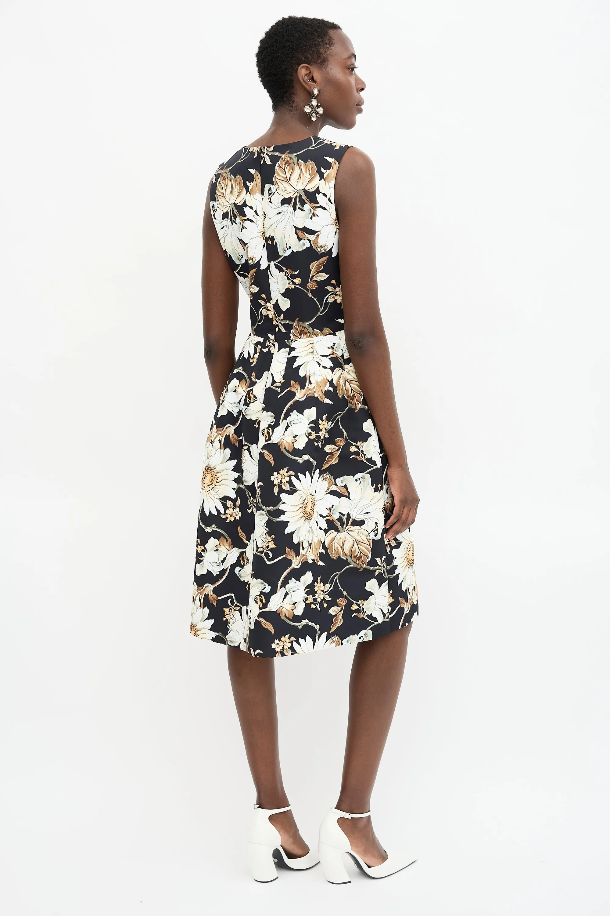 Floral Print Midi Dress sold by VSP Consignment product image thumbnail 4
