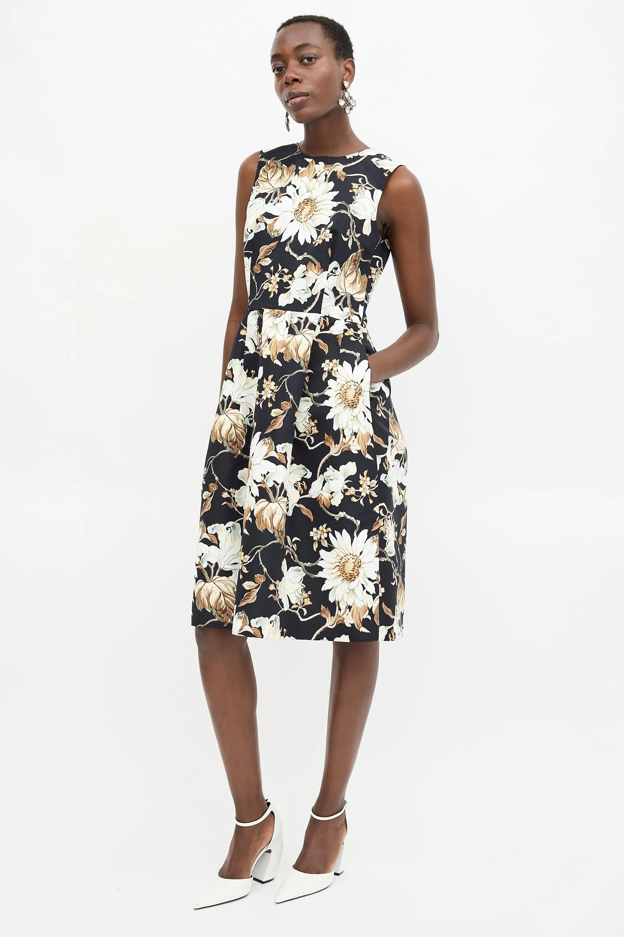 Floral Print Midi Dress sold by VSP Consignment product image thumbnail 3