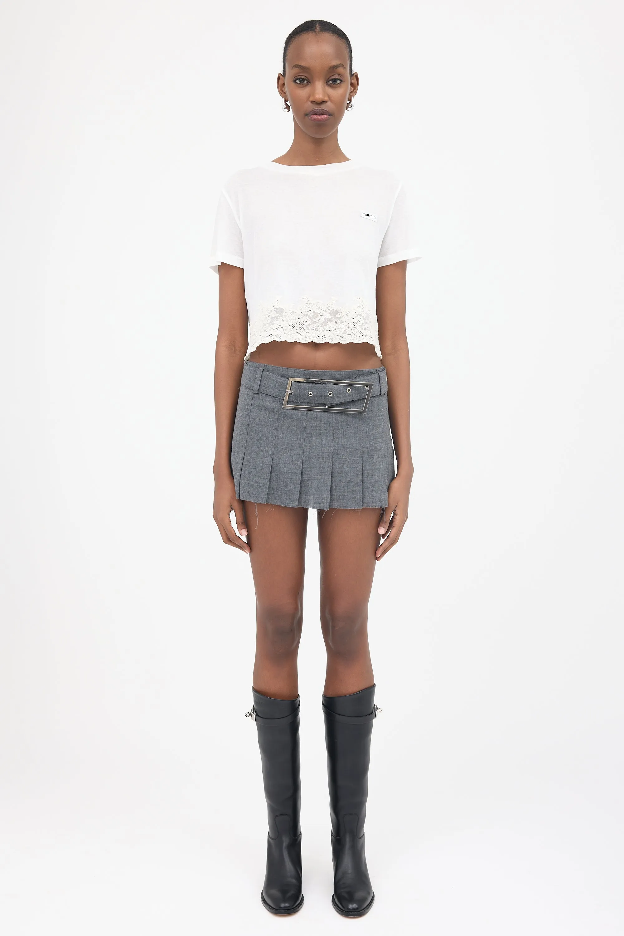 Lace Hem T-Shirt sold by VSP Consignment product image thumbnail 2