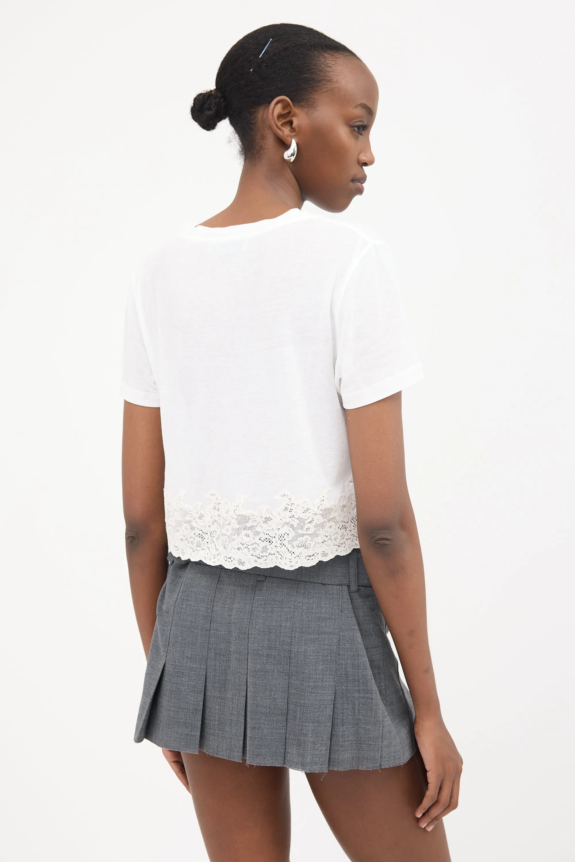 Lace Hem T-Shirt sold by VSP Consignment product image thumbnail 4