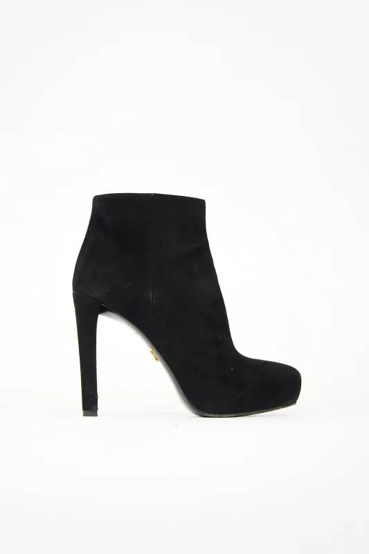 Suede Platform Boot sold by VSP Consignment