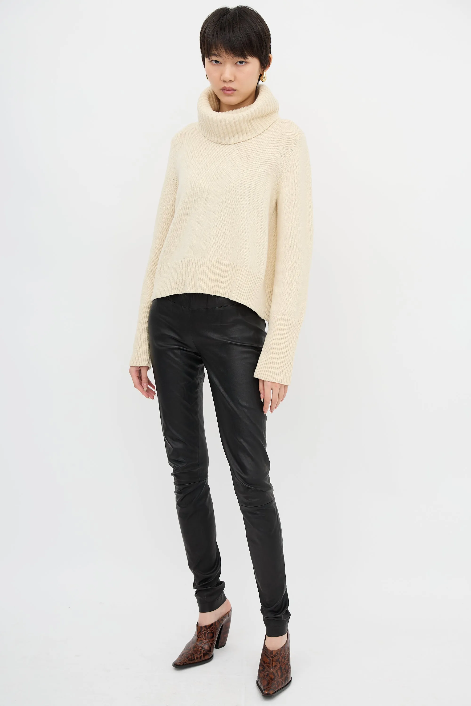 Leather Legging sold by VSP Consignment product image thumbnail 2