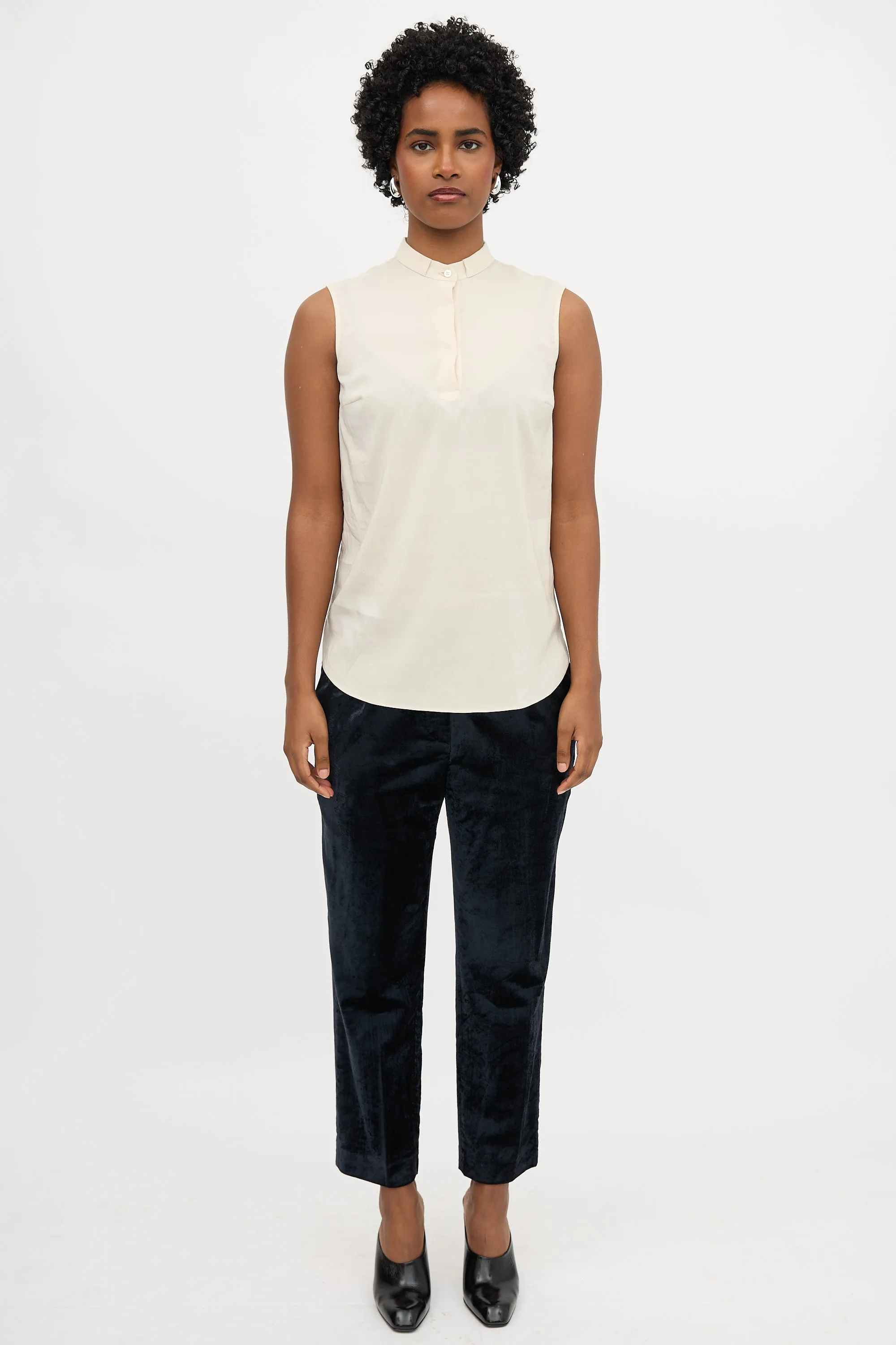 Sleeveless Blouse sold by VSP Consignment product image thumbnail 2