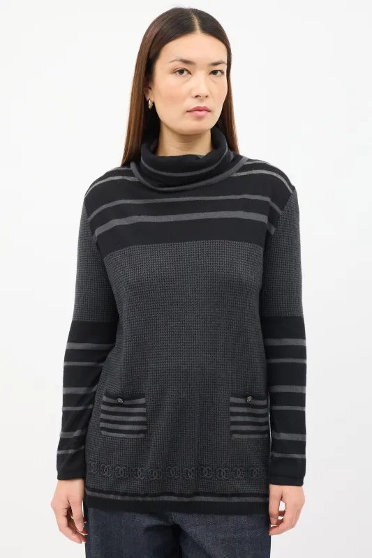 FW 2005 Black & Grey Cashmere Sweater sold by VSP Consignment