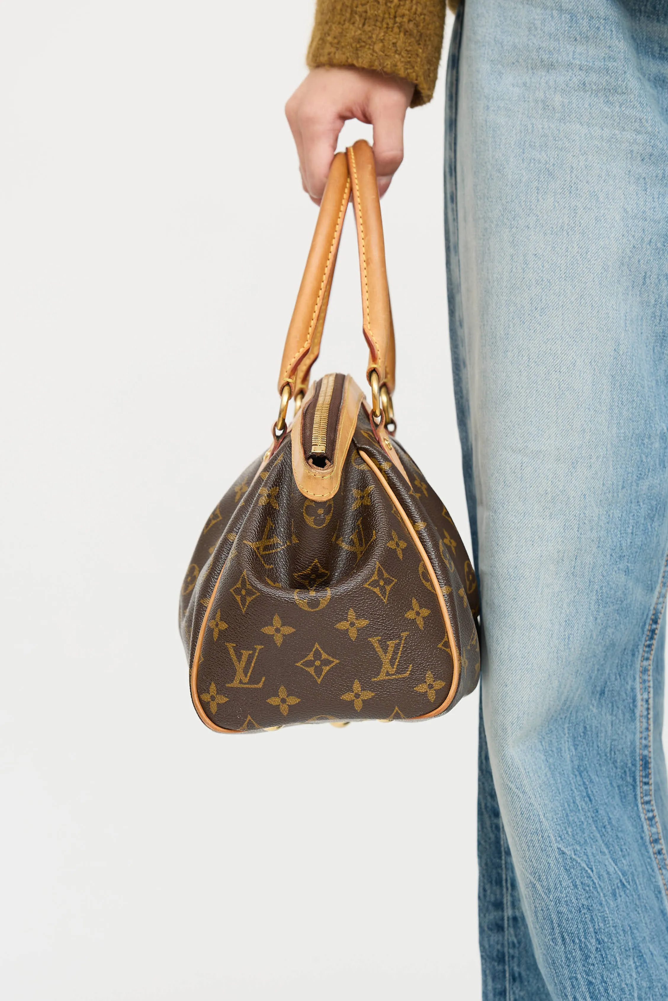 2009 Monogram Tivoli PM Bag sold by VSP Consignment product image thumbnail 5