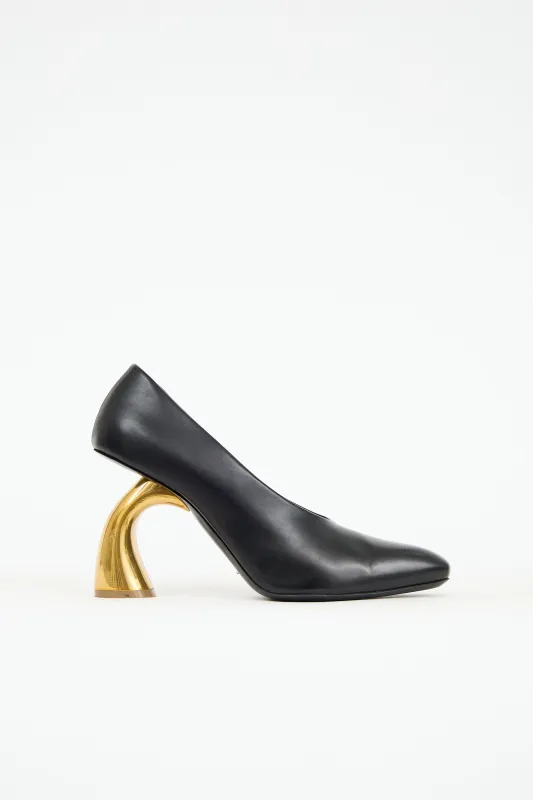 Leather Curved Heel Pump sold by VSP Consignment