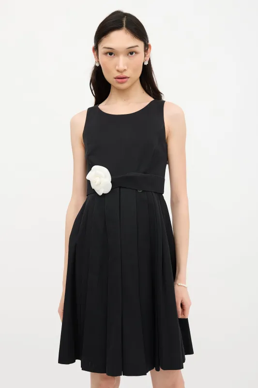 Pleated Sleeveless Dress sold by VSP Consignment