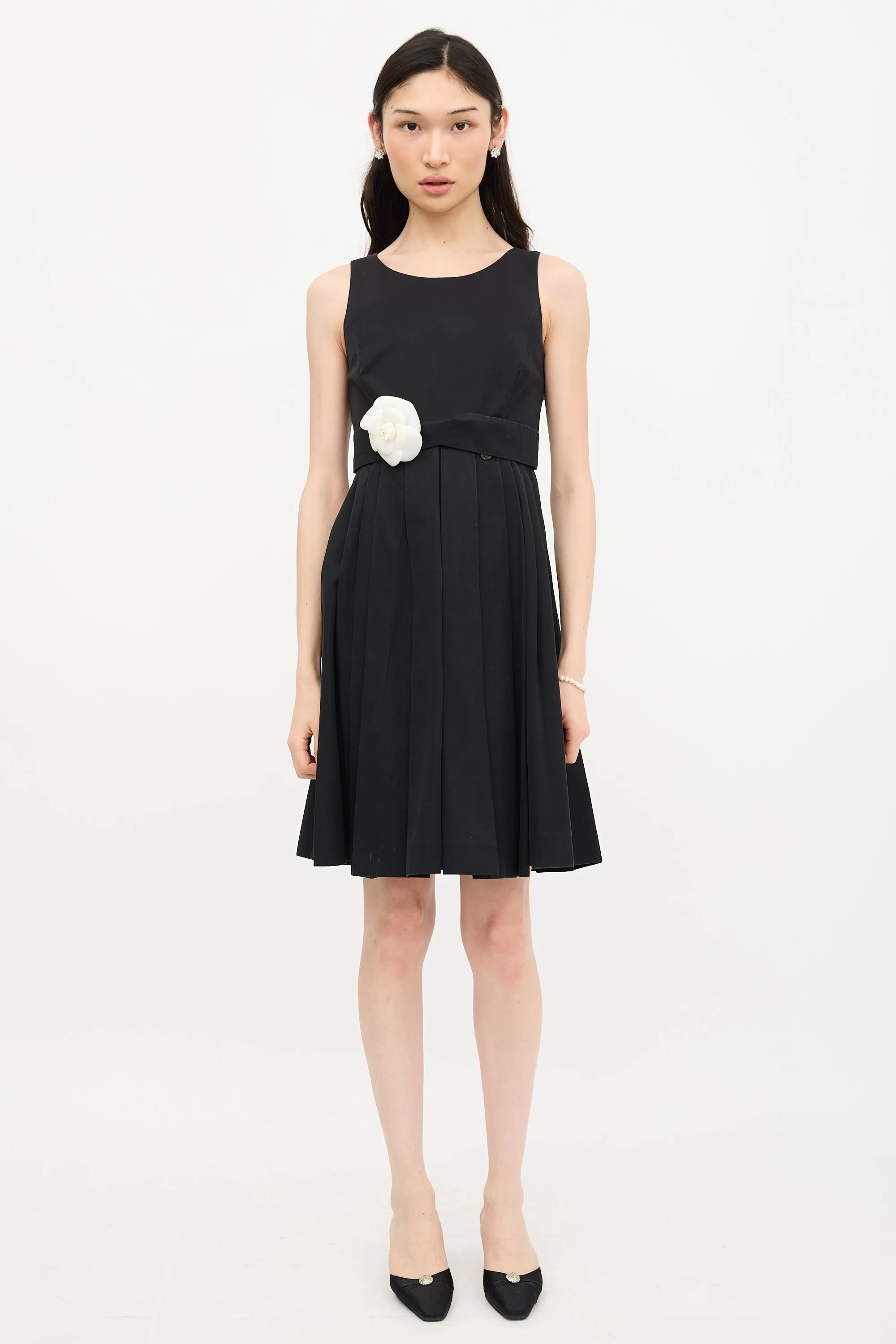 Pleated Sleeveless Dress sold by VSP Consignment product image thumbnail 2