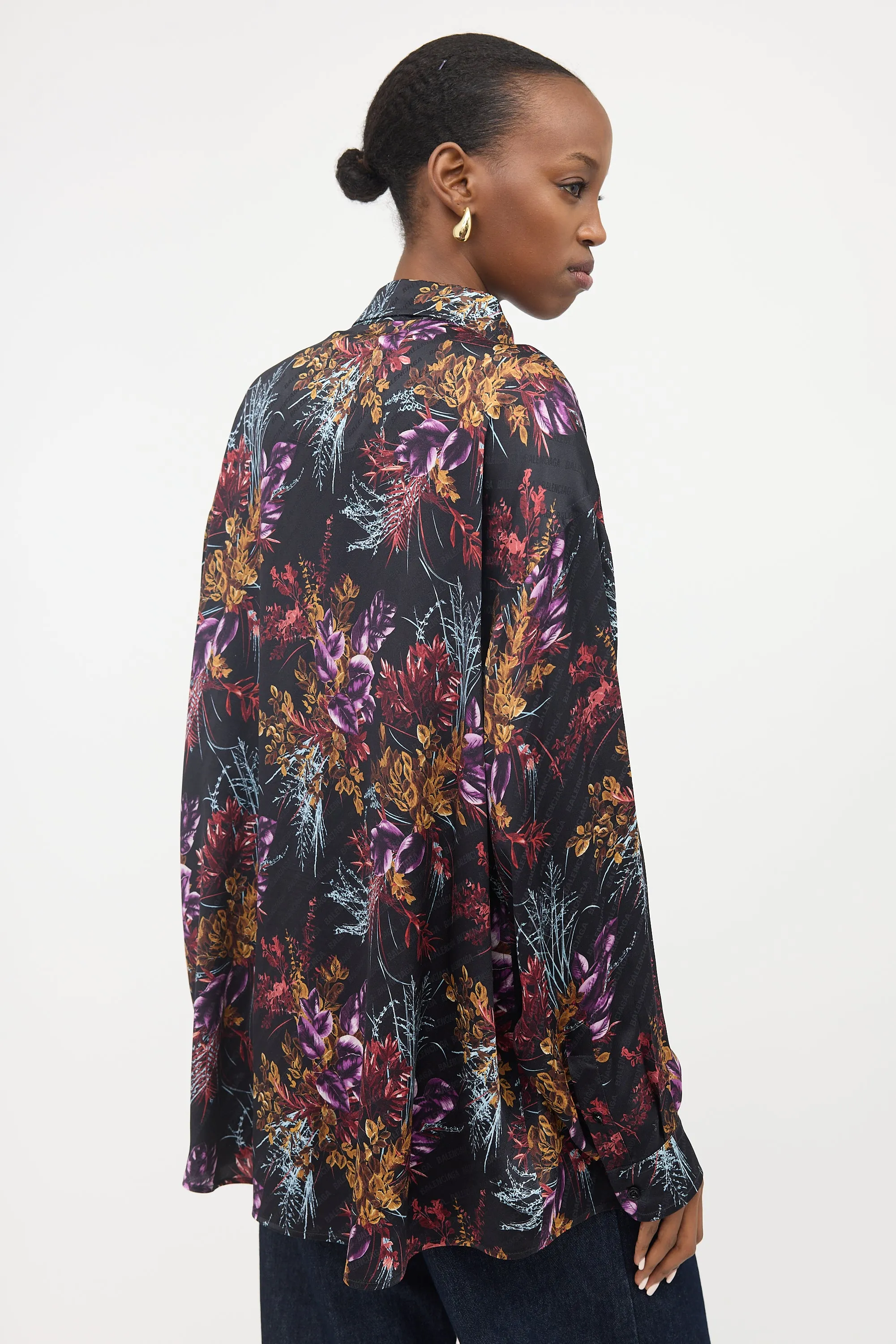 FW 2018 Silk Floral Shirt sold by VSP Consignment product image thumbnail 4
