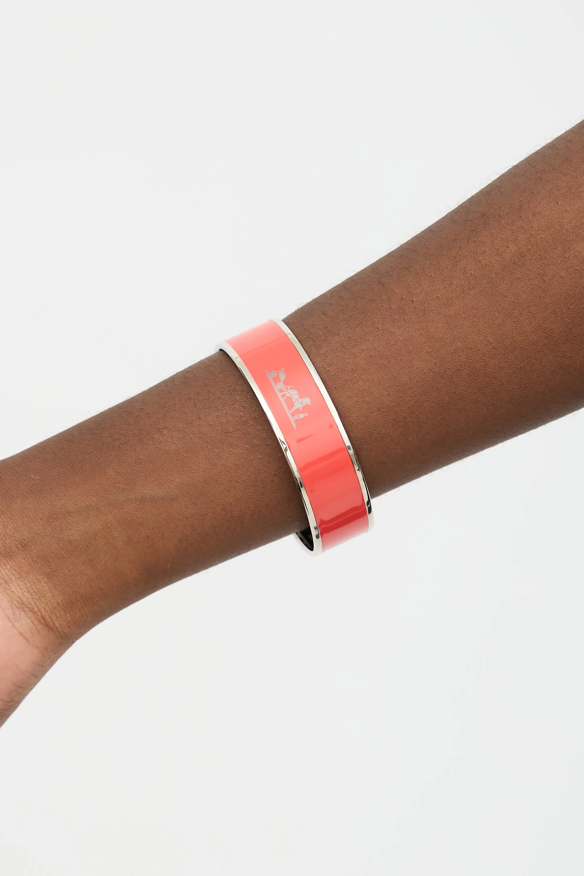 Enamel Calèche Bangle sold by VSP Consignment product image thumbnail 2