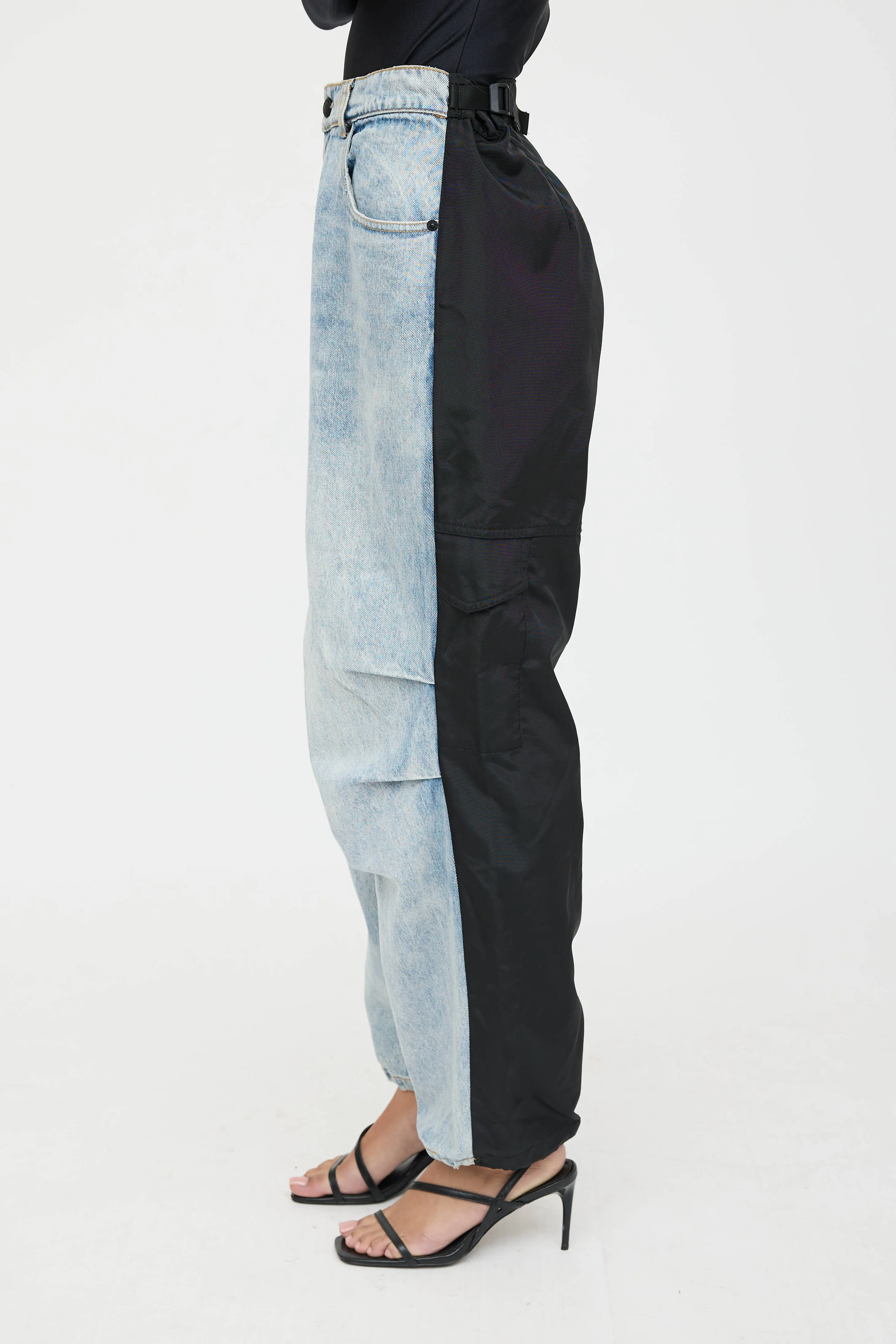 Pack Mix Hybrid Cargo Jeans sold by VSP Consignment product image thumbnail 3