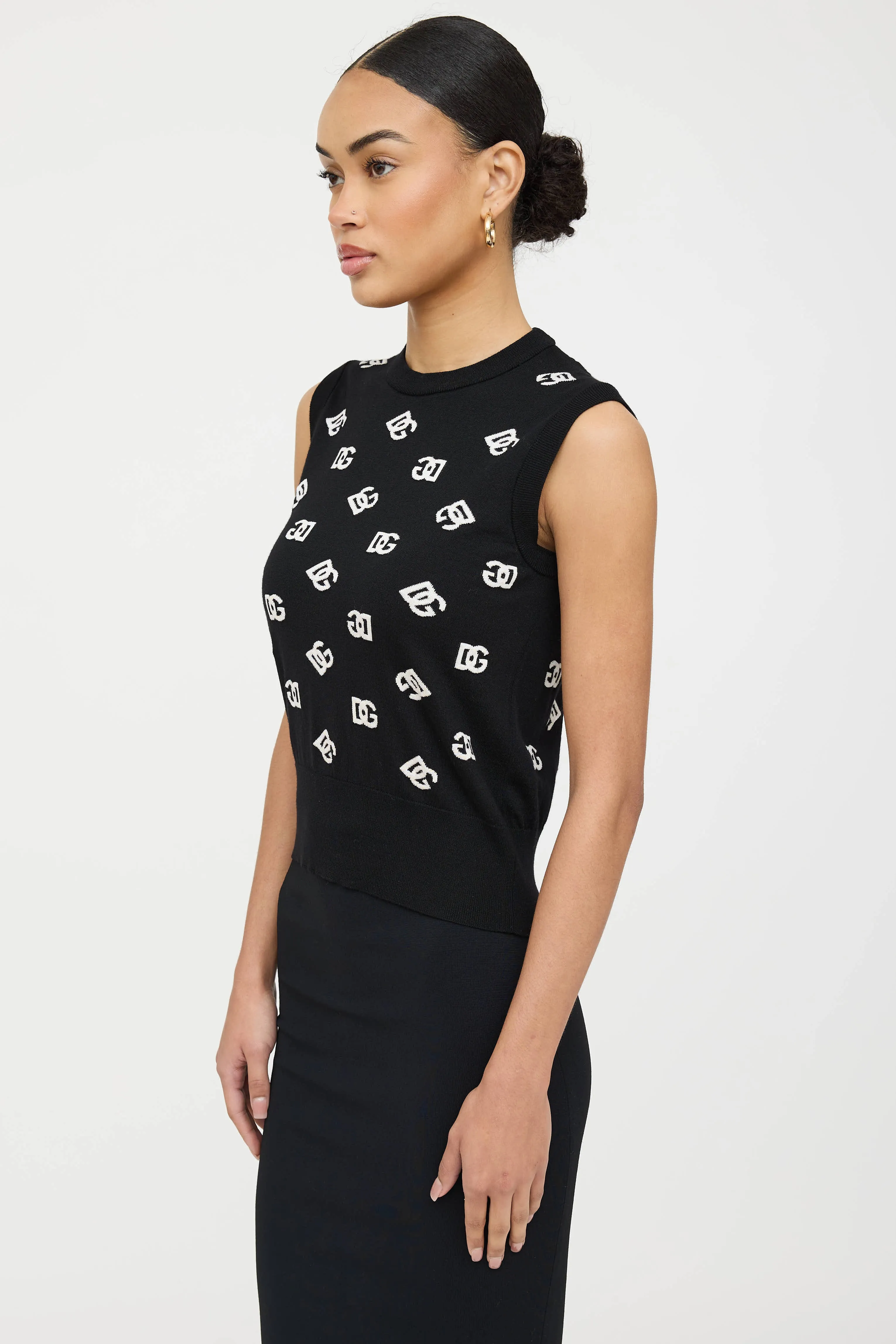 Knit Logo Vest sold by VSP Consignment product image thumbnail 3