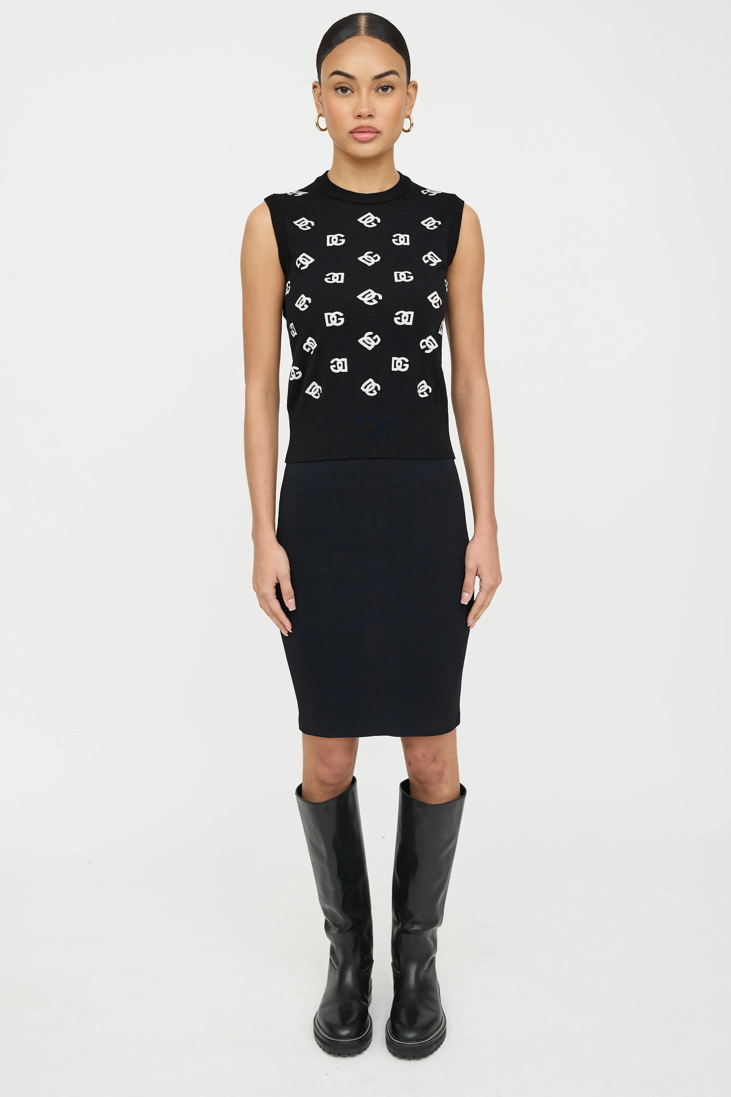 Knit Logo Vest sold by VSP Consignment product image thumbnail 2