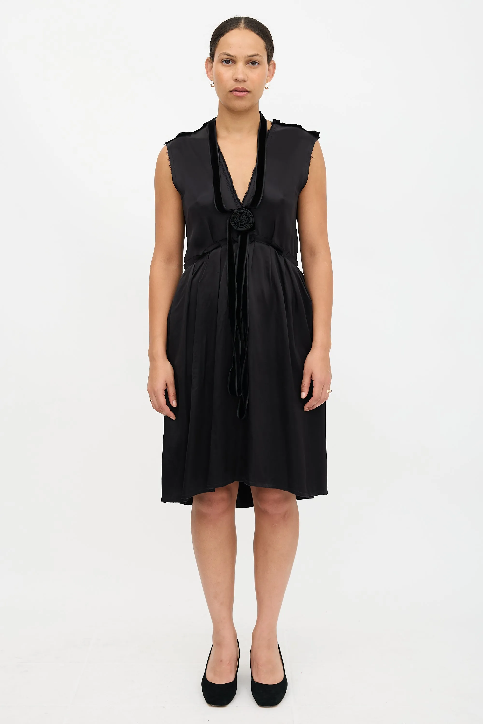 Winter 2005 Satin Dress sold by VSP Consignment product image thumbnail 2