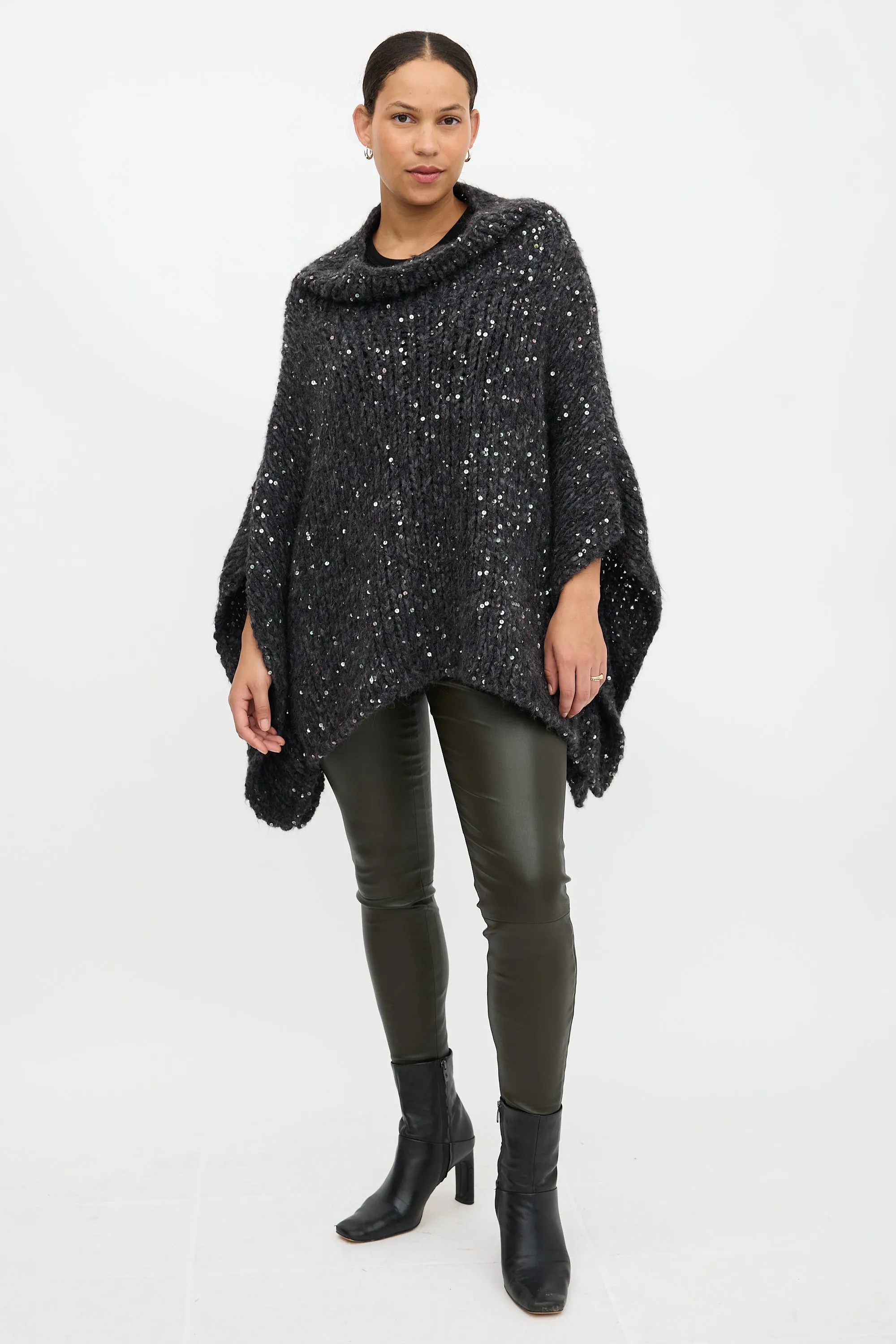 Leather Cropped Legging sold by VSP Consignment product image thumbnail 2