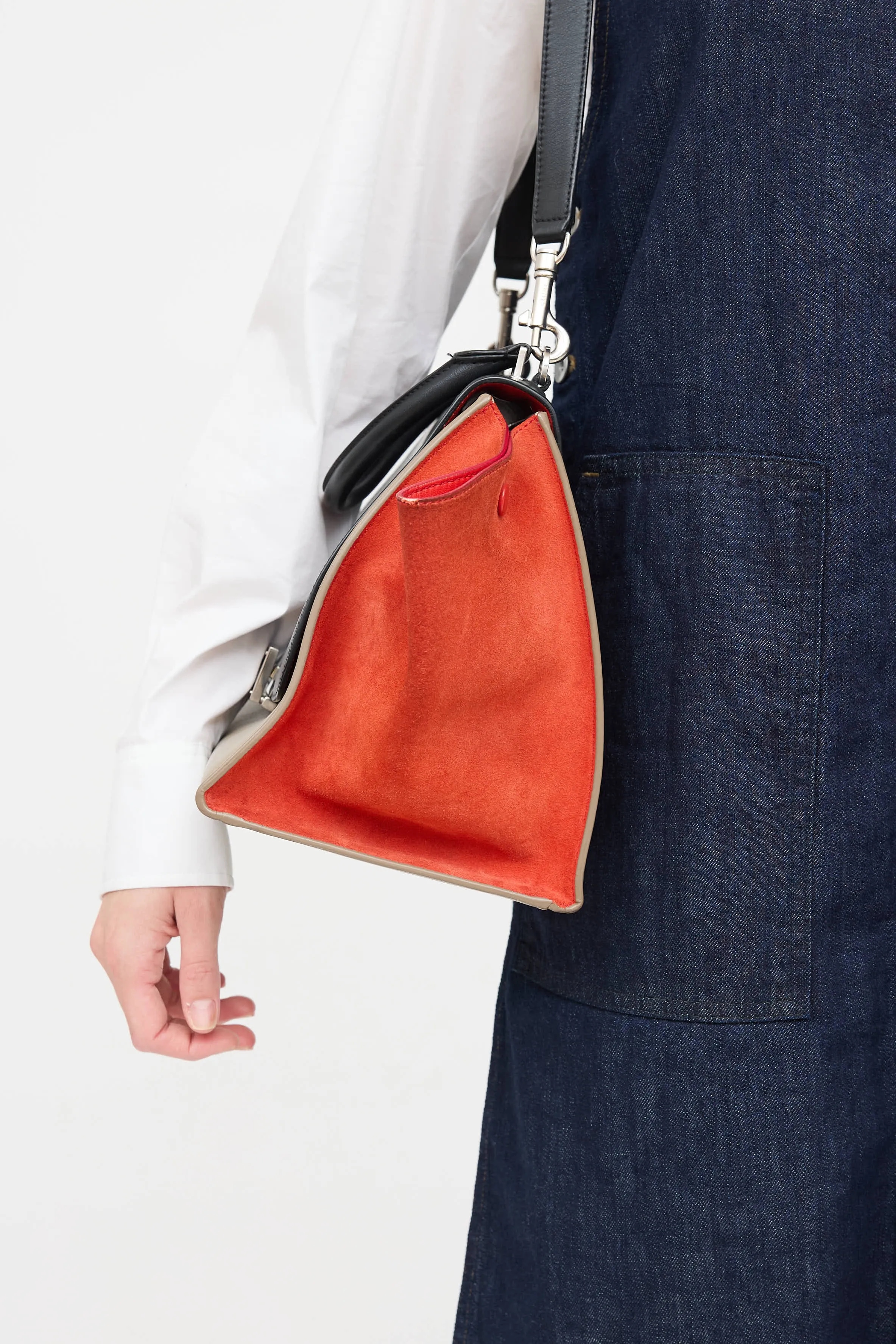 Leather Trapeze Bag sold by VSP Consignment product image thumbnail 4