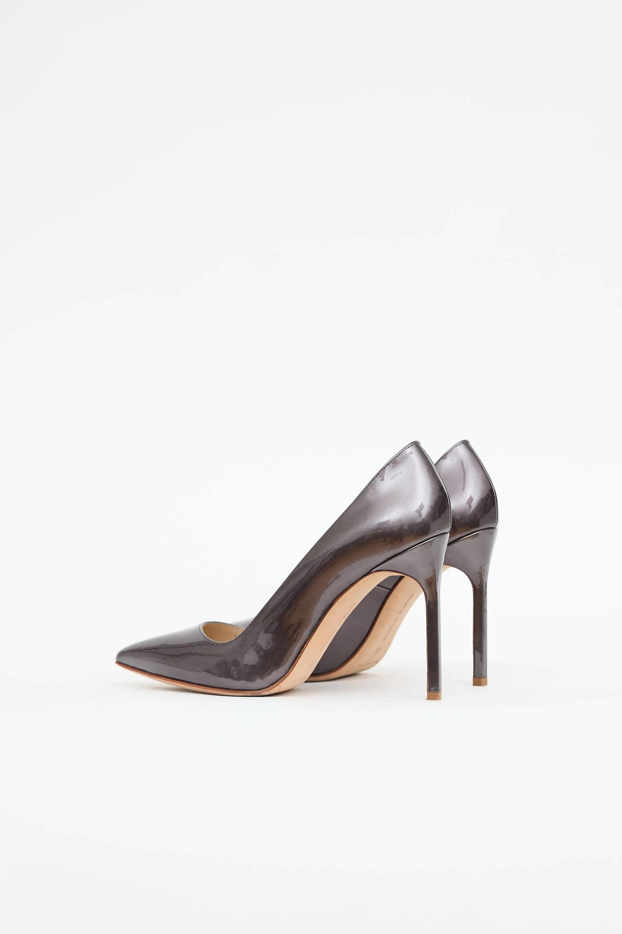 Metallic Pointed Toe Pump sold by VSP Consignment product image thumbnail 4