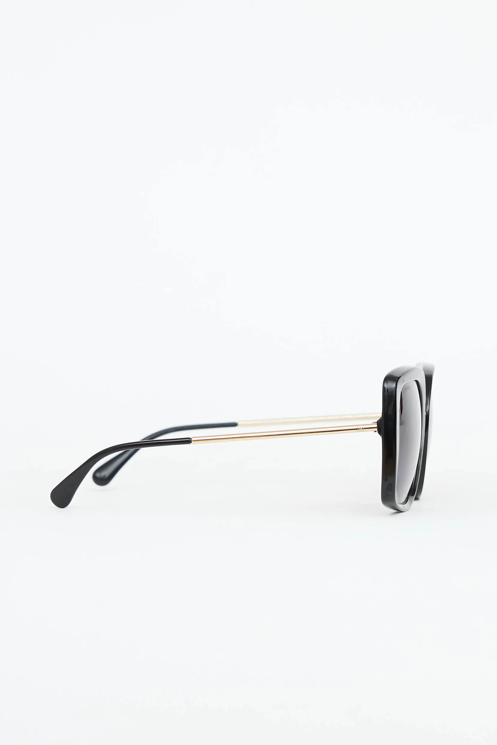 5401-A Square Sunglasses sold by VSP Consignment product image thumbnail 3