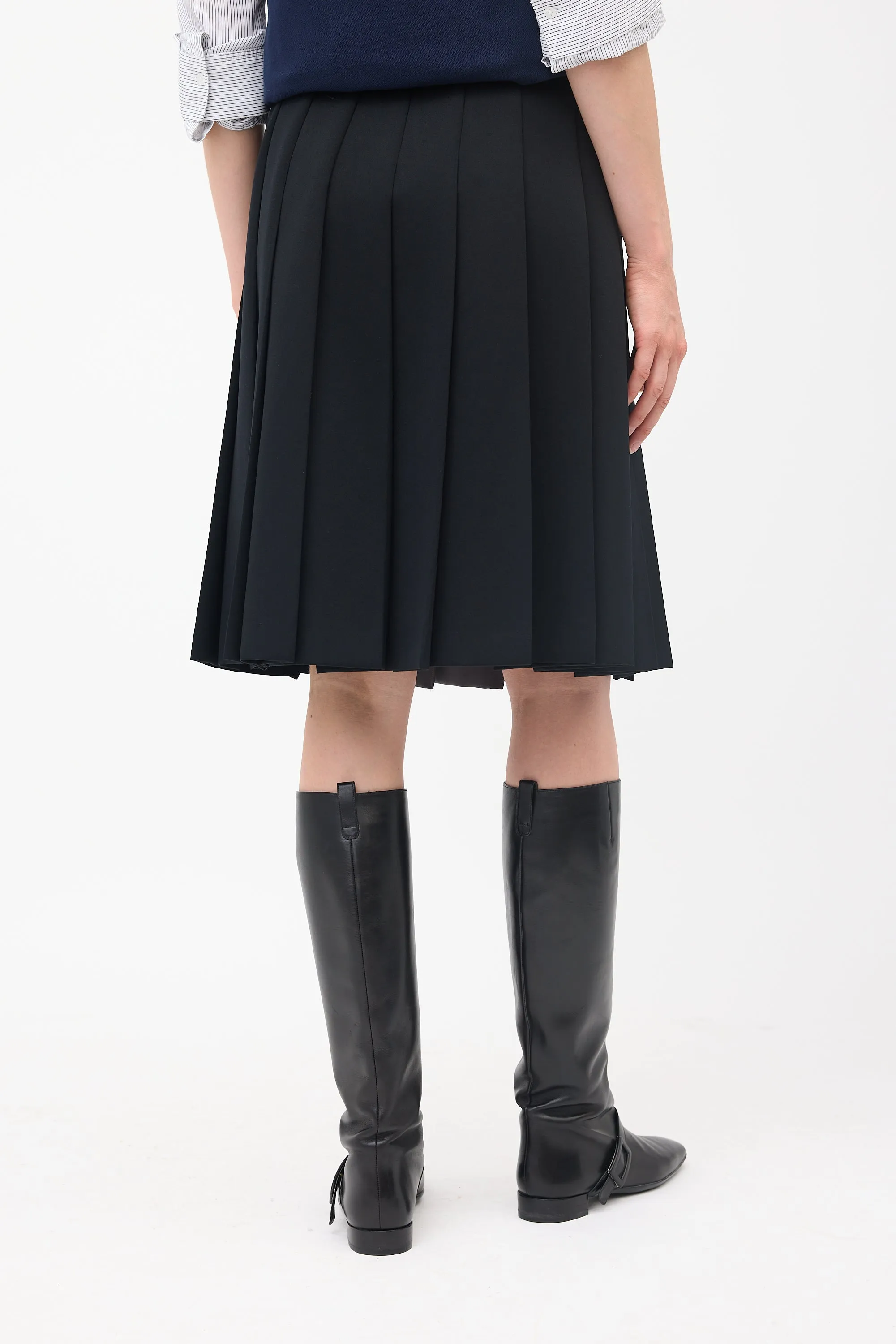 2015 Pleated Skirt sold by VSP Consignment product image thumbnail 4