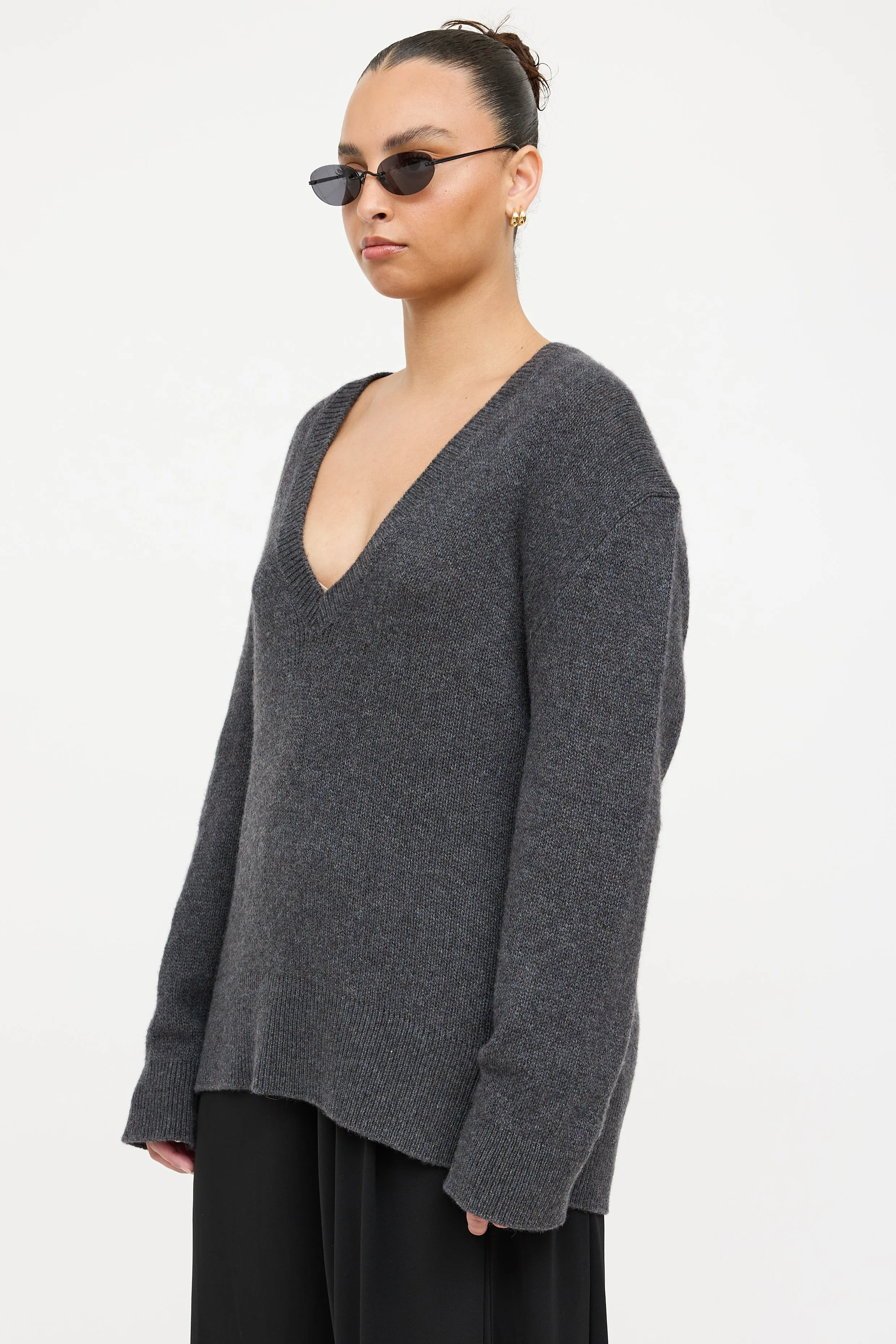 Cashmere Baudelia Sweater sold by VSP Consignment product image thumbnail 3
