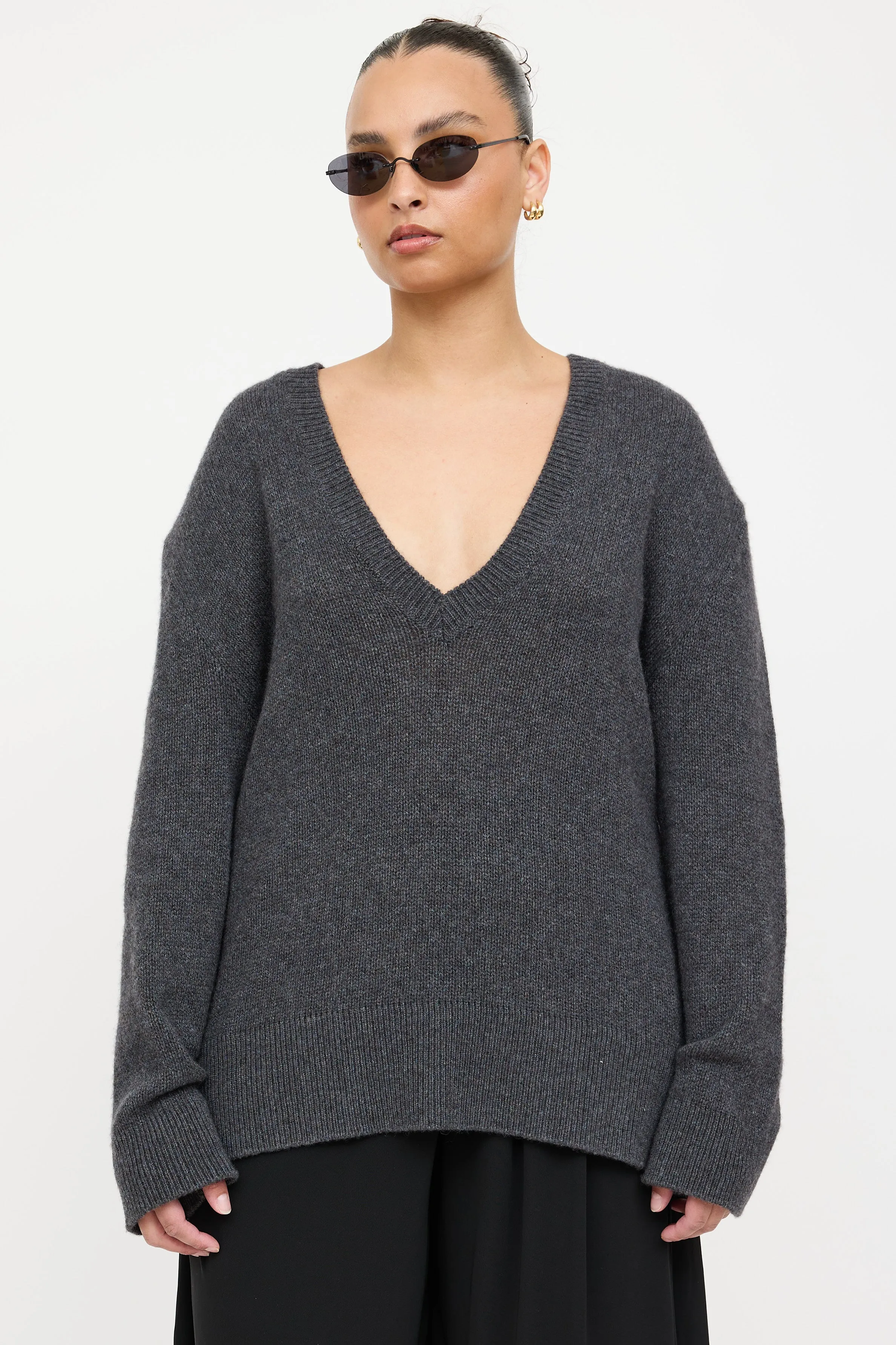 Cashmere Baudelia Sweater sold by VSP Consignment
