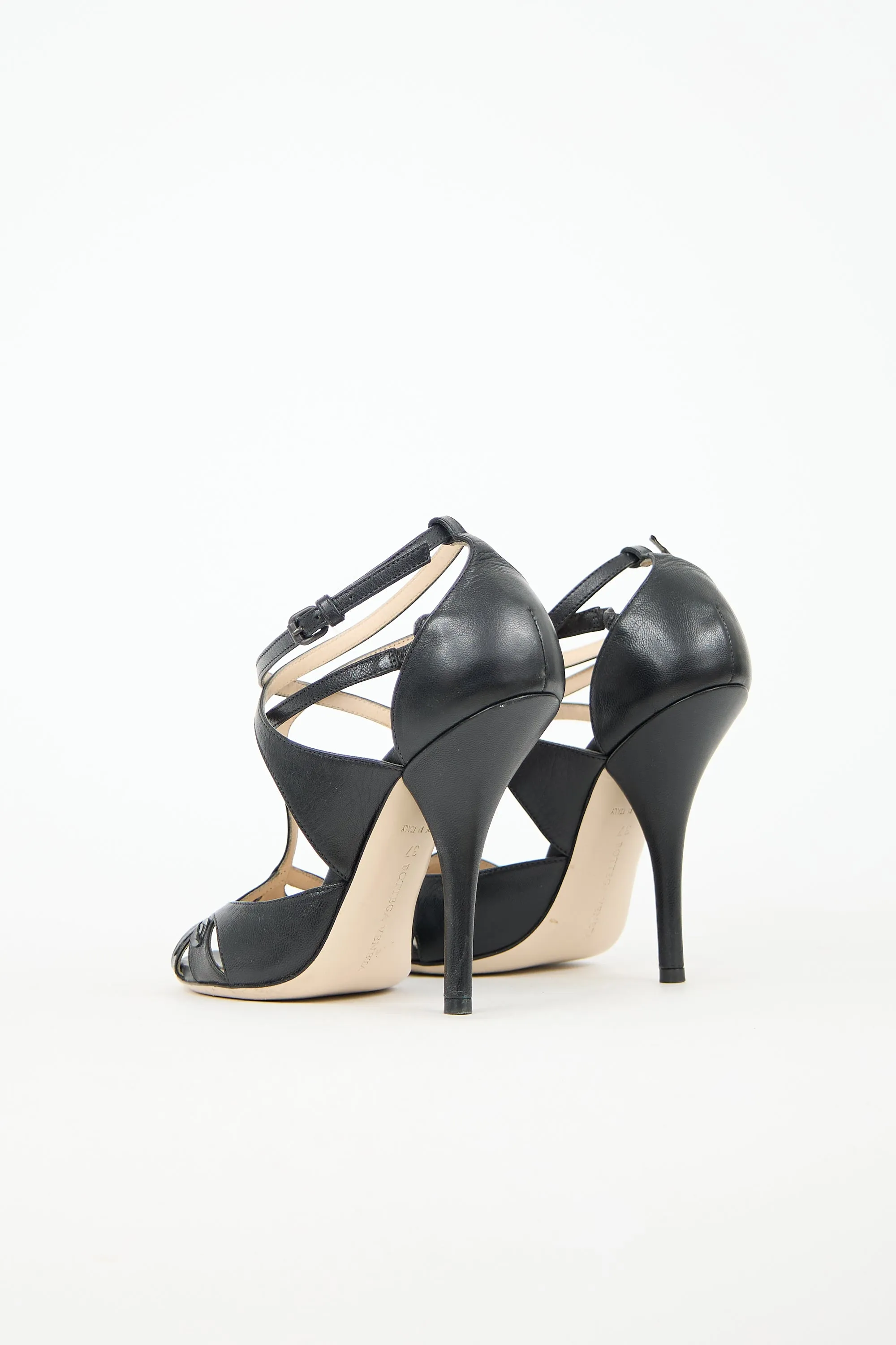 Leather T-Strap Heel sold by VSP Consignment product image thumbnail 4