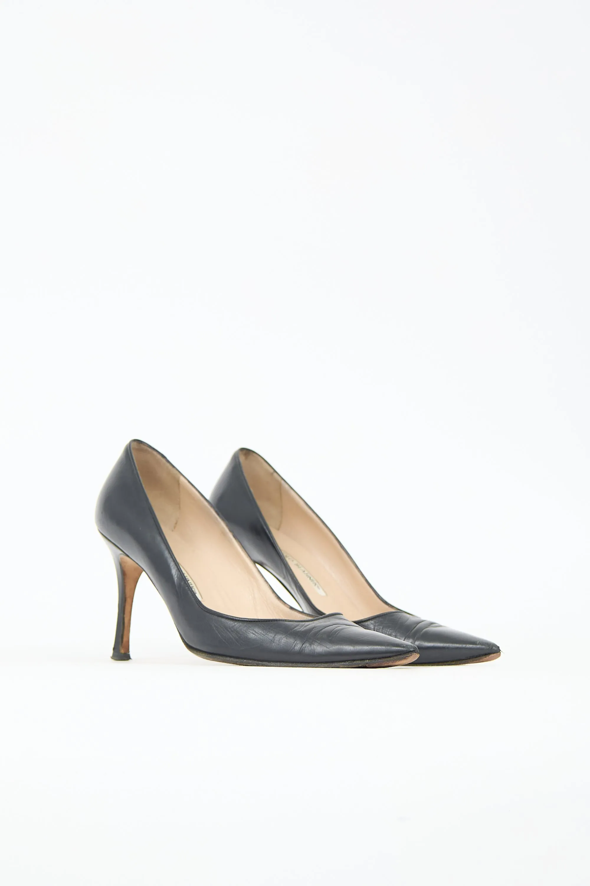 Leather BB Pump sold by VSP Consignment product image thumbnail 2